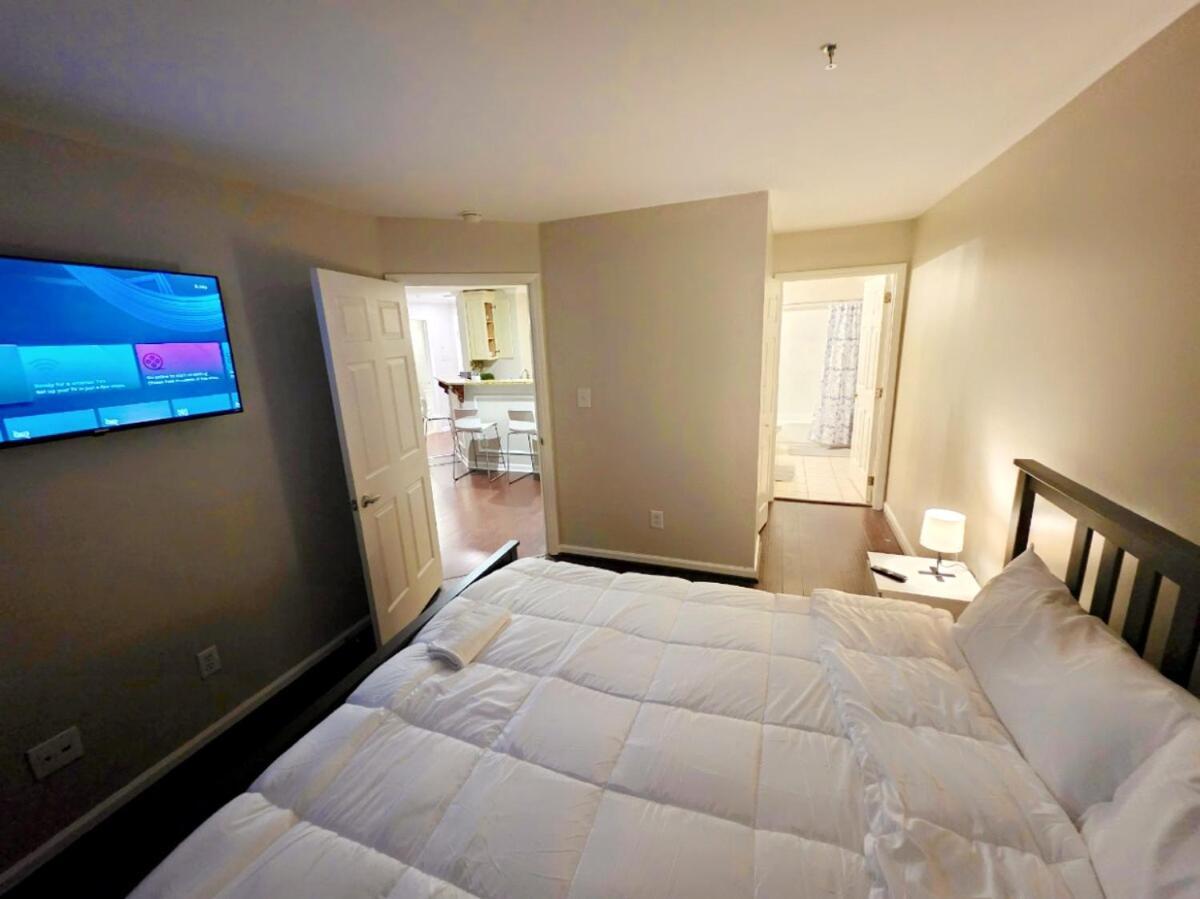 Apartment Stylish 2br Retreat In Downtown Charlotte