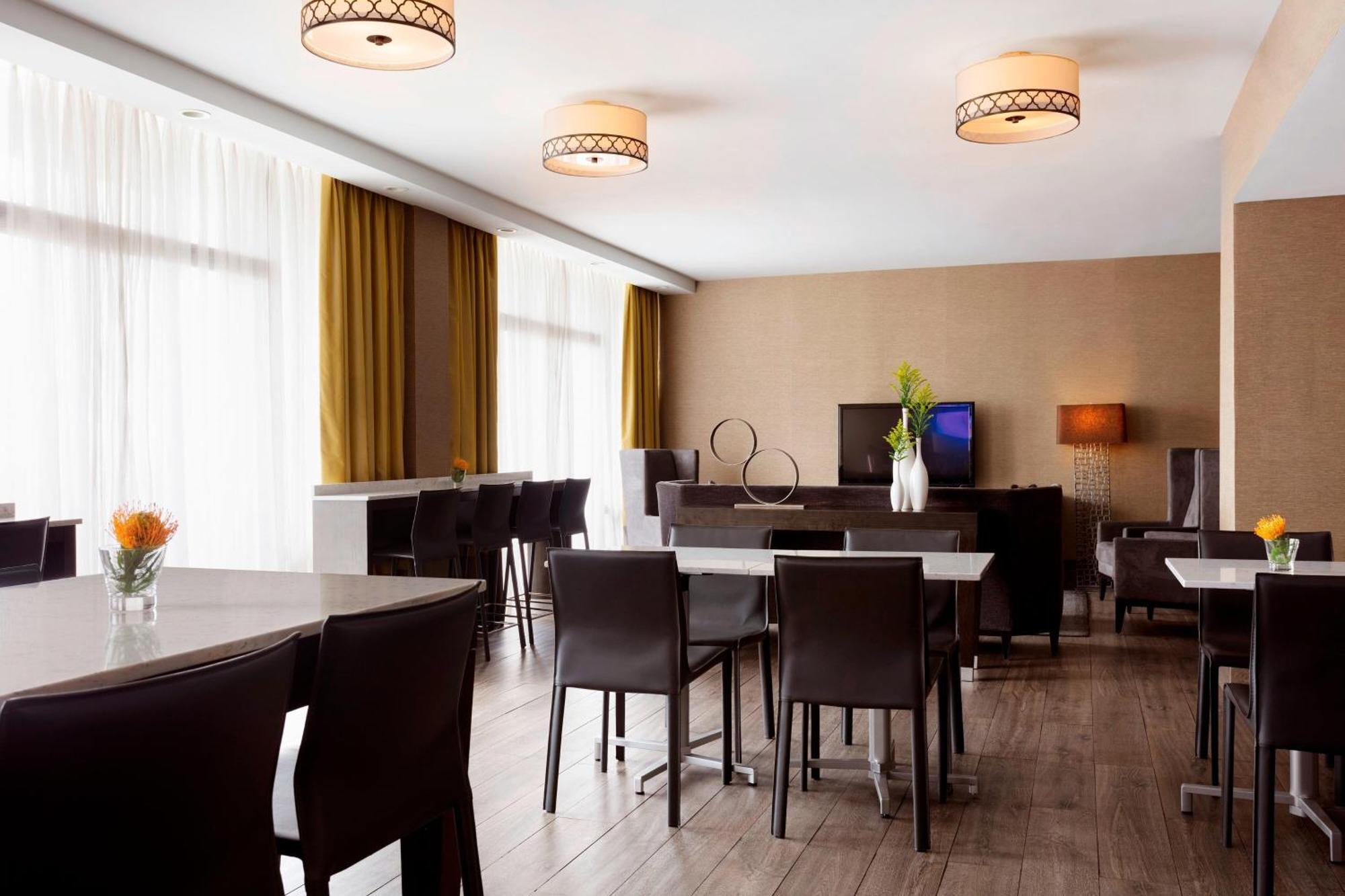 Sheraton Hotel 4*