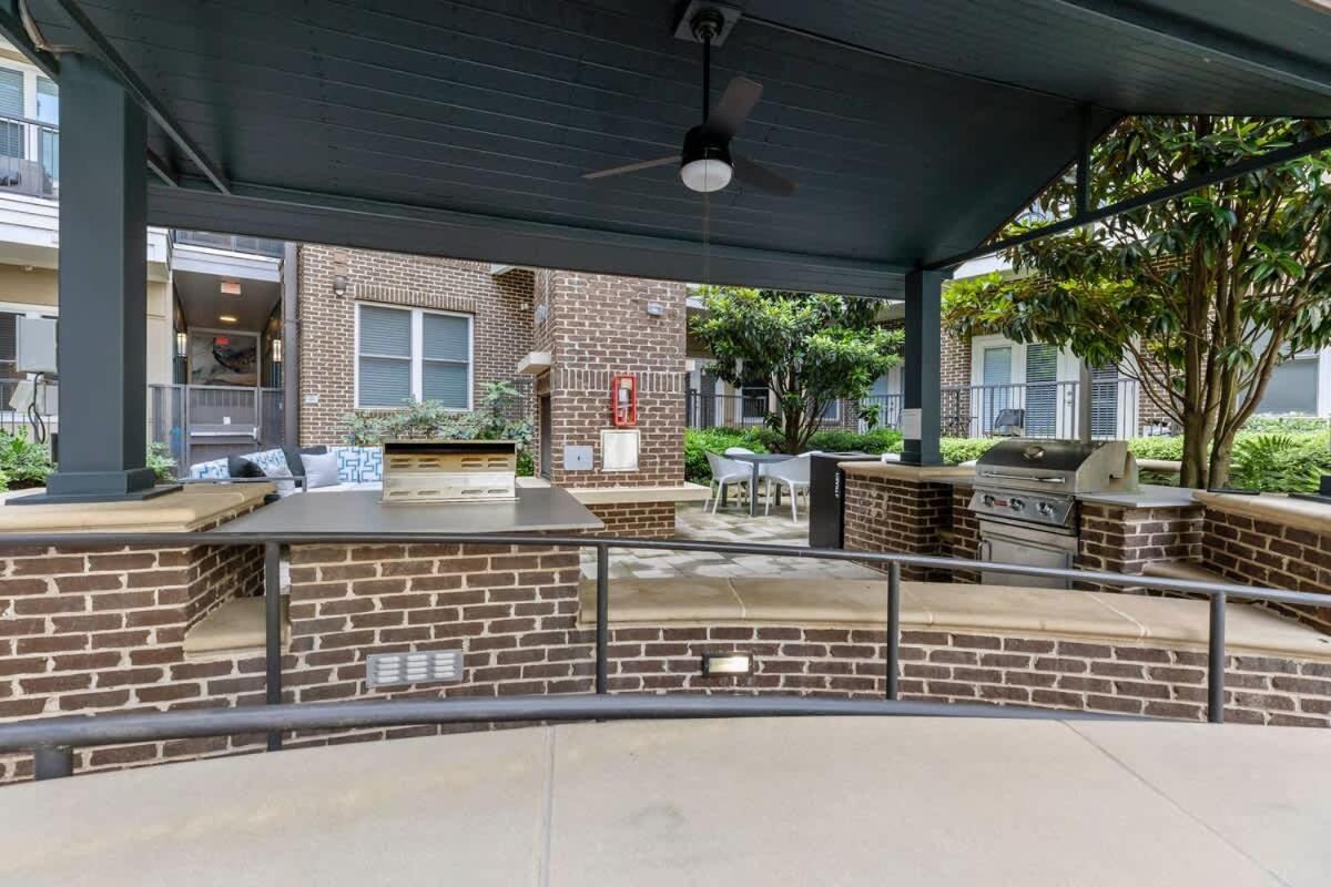 Apartment Chic - 5 Min Dt, Gym, Parking, W-d - Sleeps 6 Charlotte