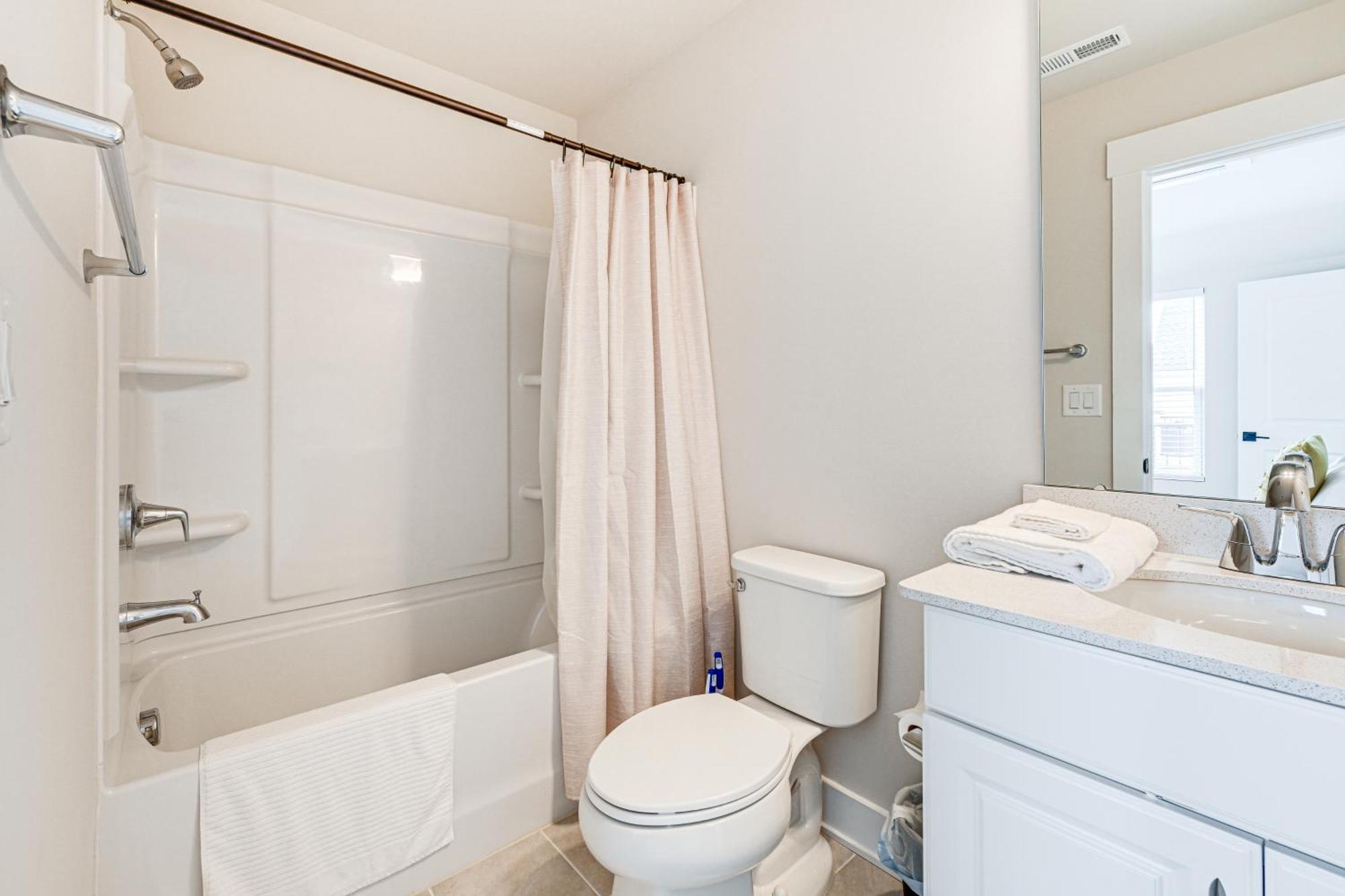 2 Mi To Uptown Townhome With Balconies! *