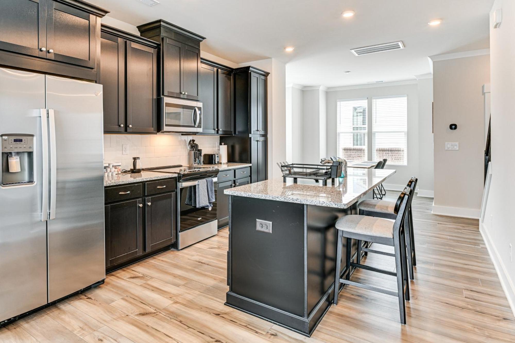 2 Mi To Uptown Townhome With Balconies! *