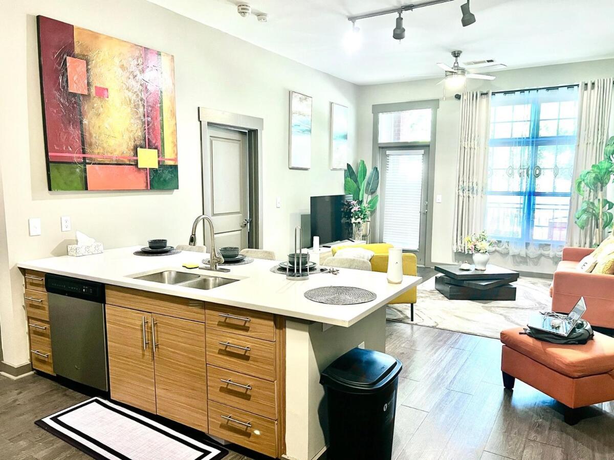 Apartment Uptown Modern 2br