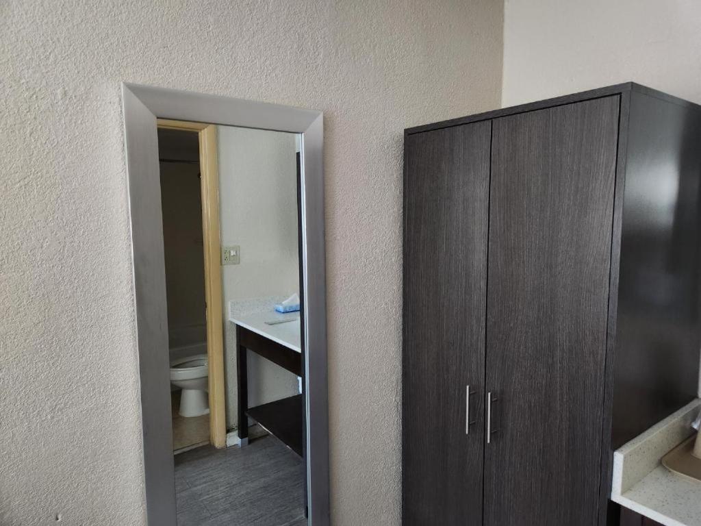 Motel Days By Wyndham Northlake 2*