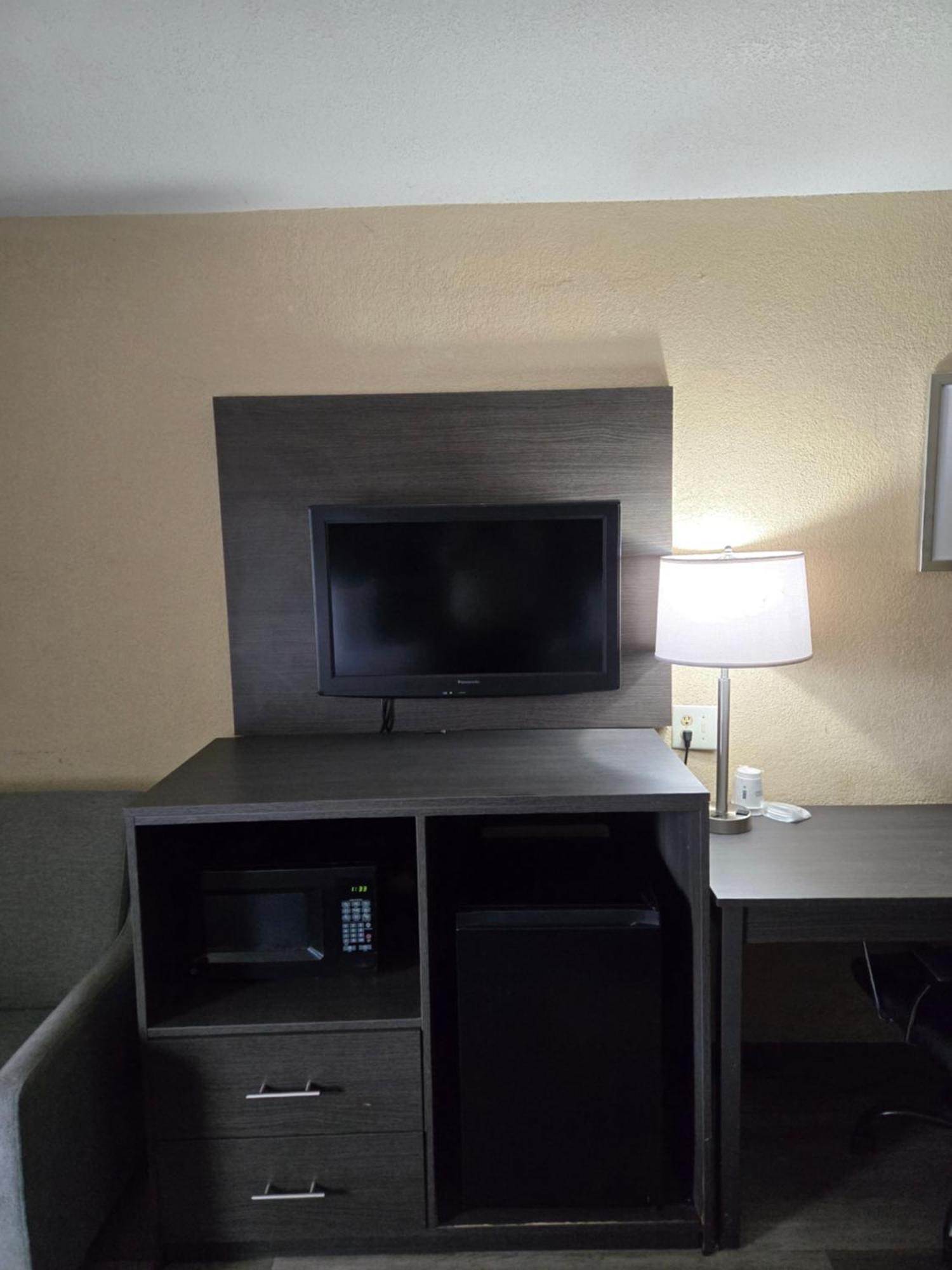 Motel Days By Wyndham Northlake Charlotte