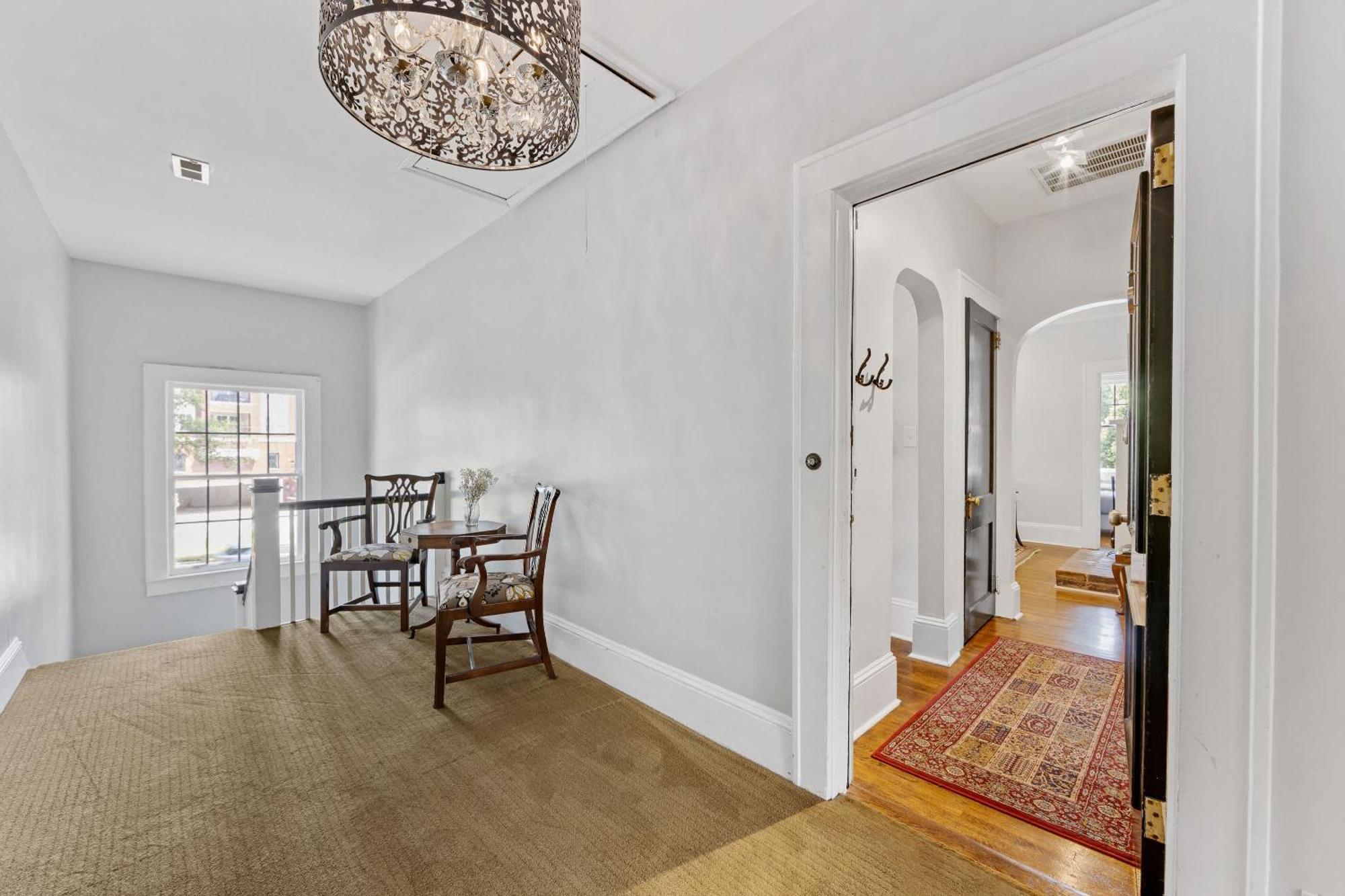 Holiday home Contemporary Gem In The Heart Of Myers Park Charlotte