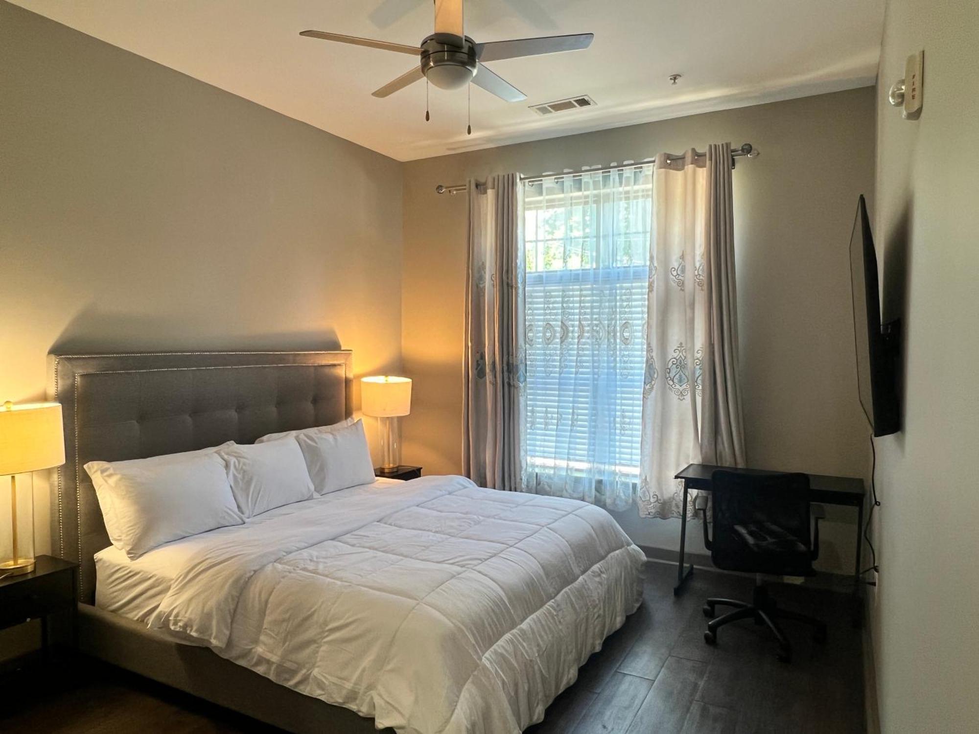 Apartment Uptown Modern 2br Charlotte