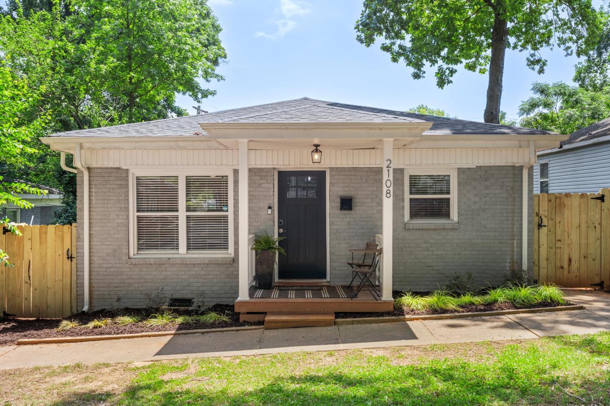 Holiday home Comfortable 4 Bedroom House Minutes From Uptown