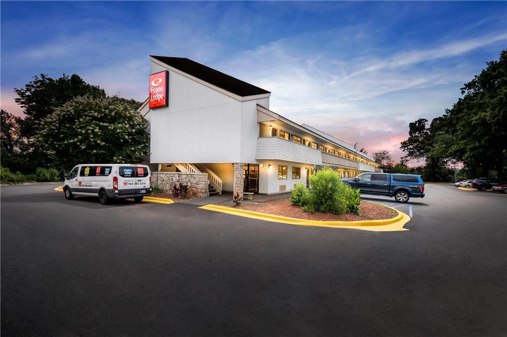 Econo Airport * Charlotte