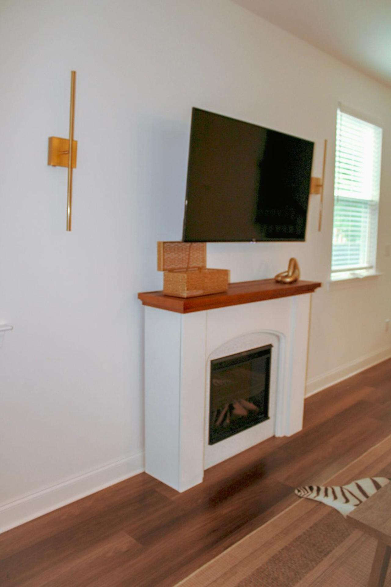 Hot Tub Pool Table Fire Pit 5min To Uptown Charlotte