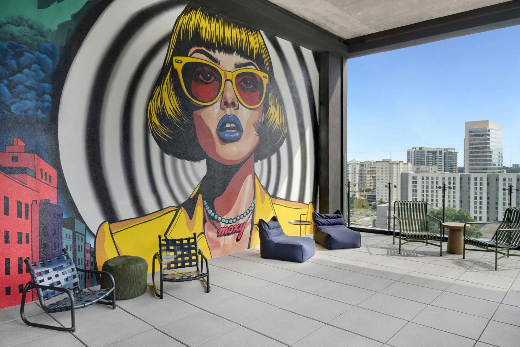 Moxy Downtown Hotel Charlotte