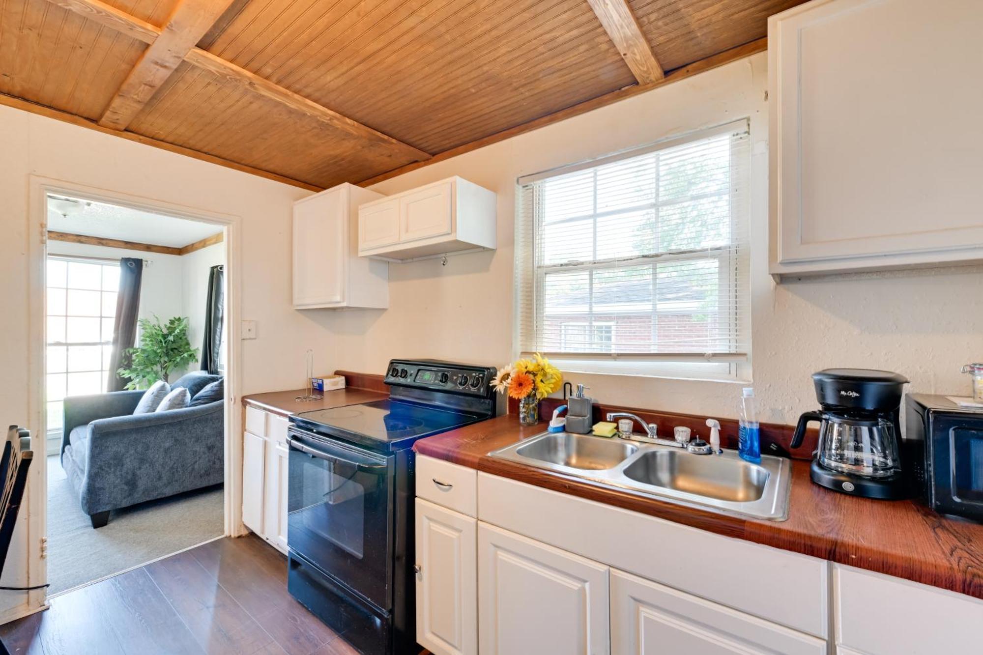 Holiday home 2 Mi To Center North End *