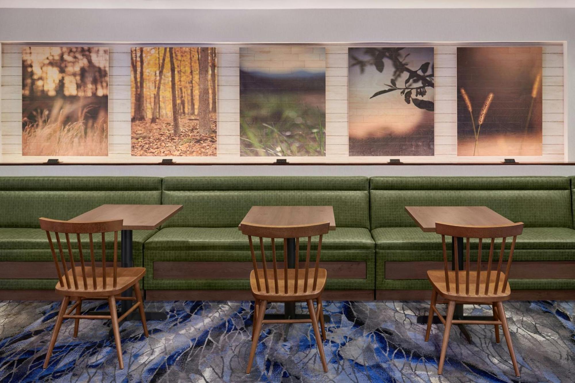 Fairfield & By Marriott Airport 3*