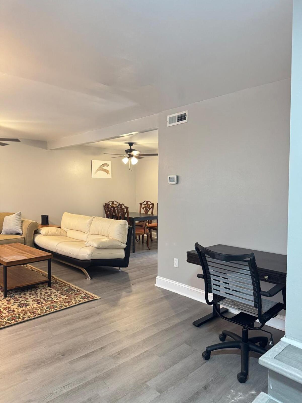 3 Bedroom Town * Charlotte