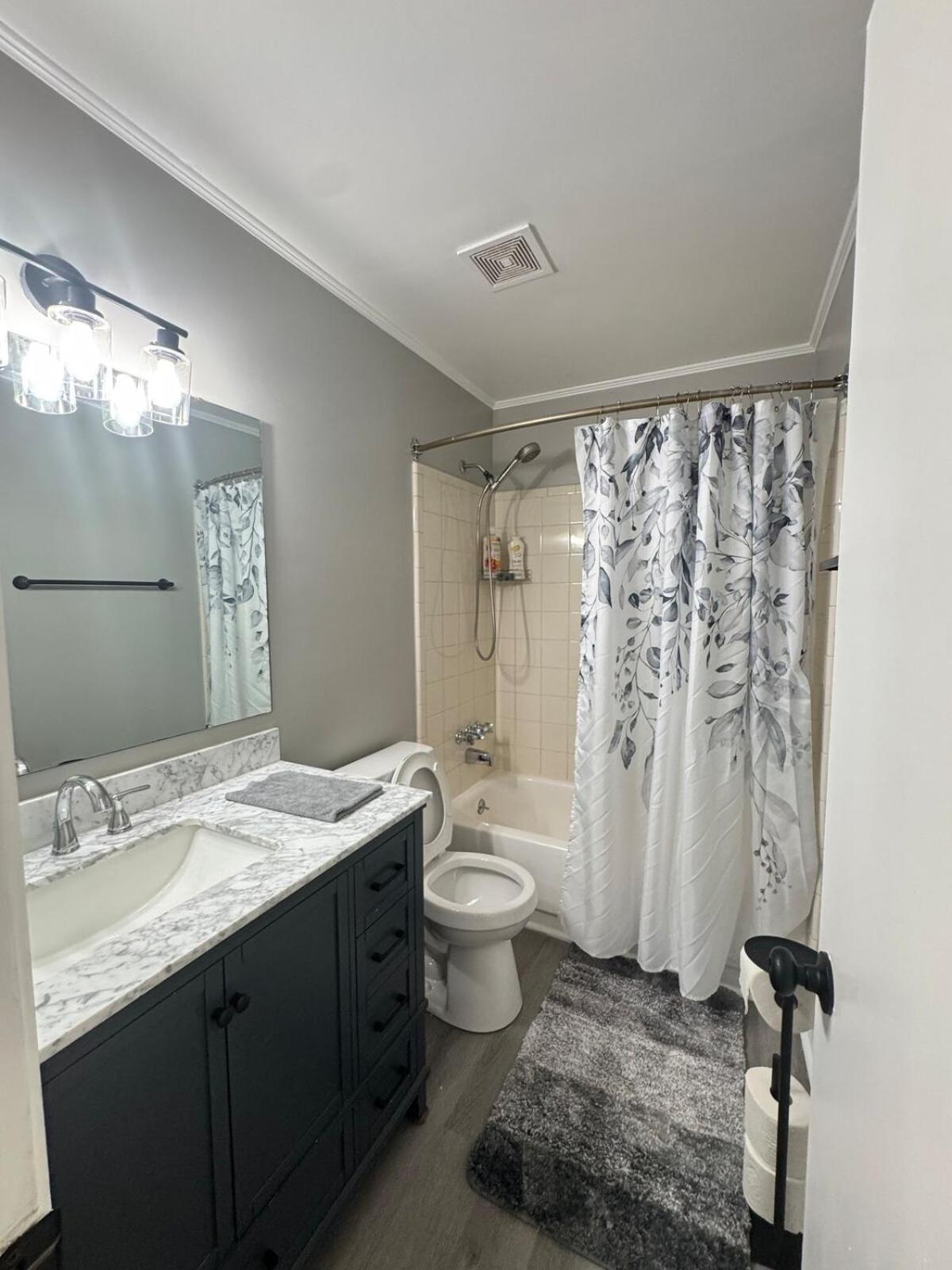 3 Bedroom Town Apartment