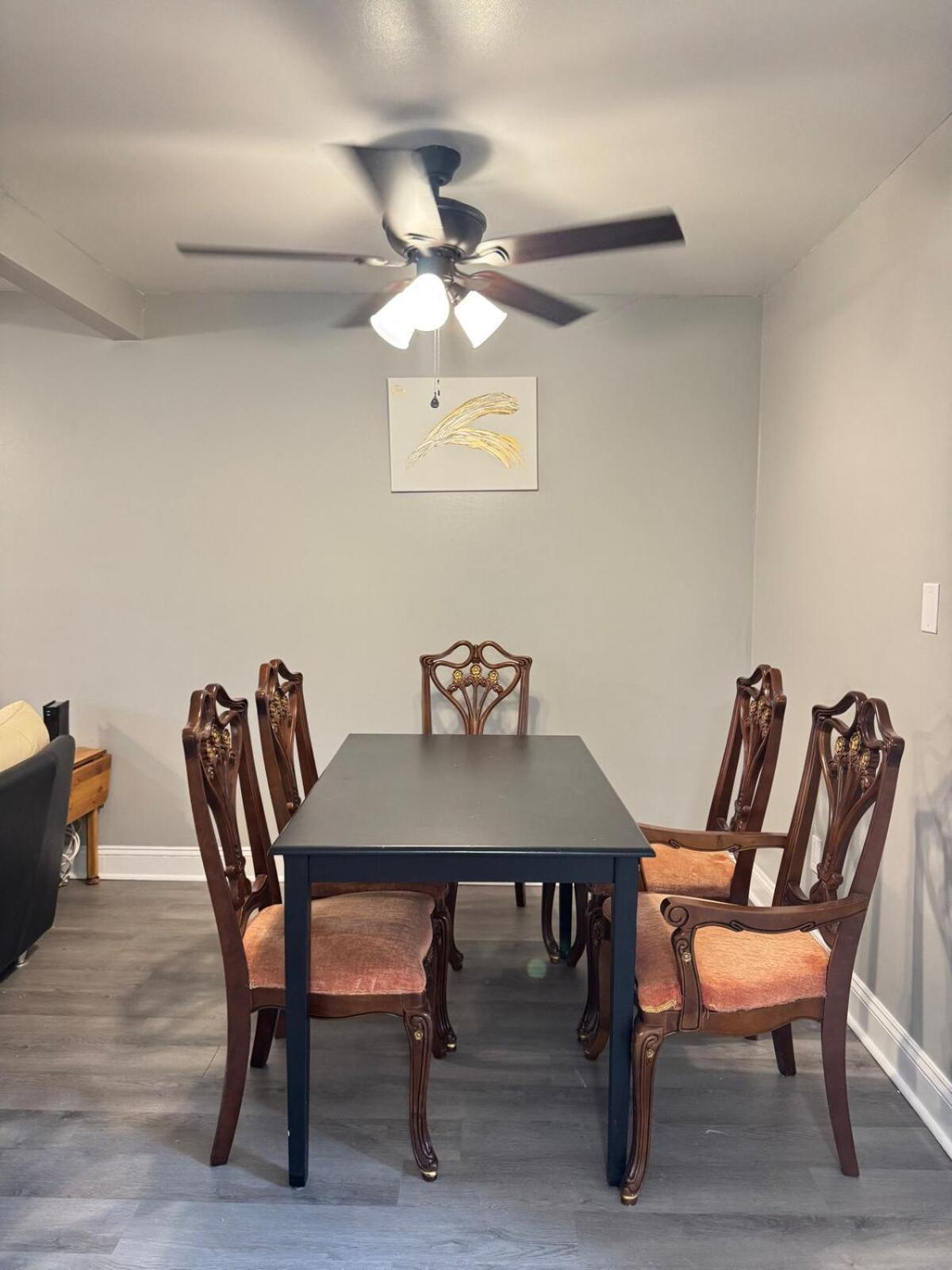 Apartment 3 Bedroom Town