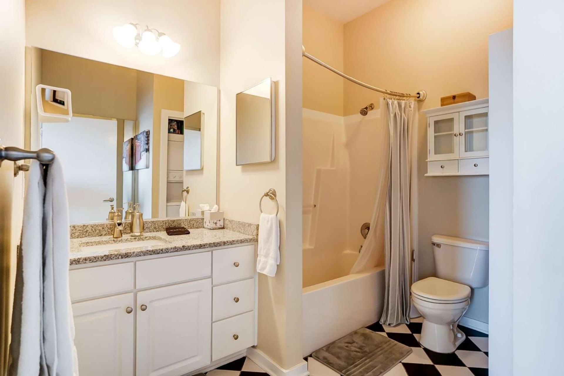 Luxury Uptown Penthouse Holiday home