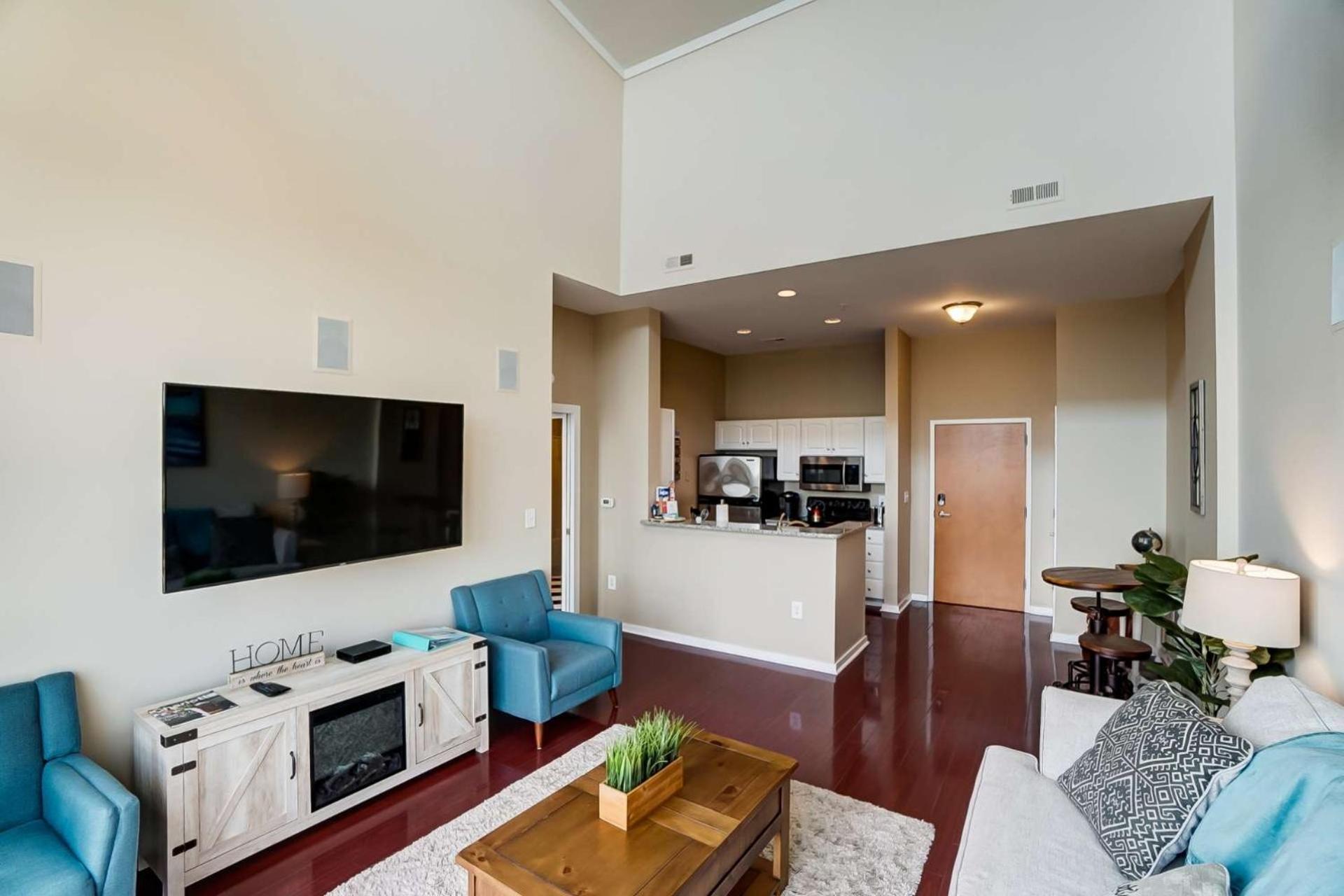 Luxury Uptown Penthouse * Charlotte