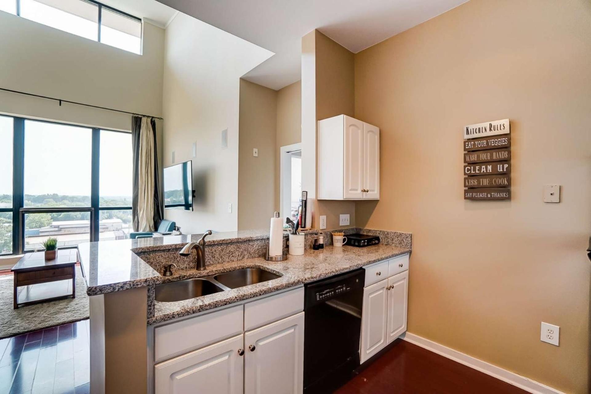 Luxury Uptown Penthouse