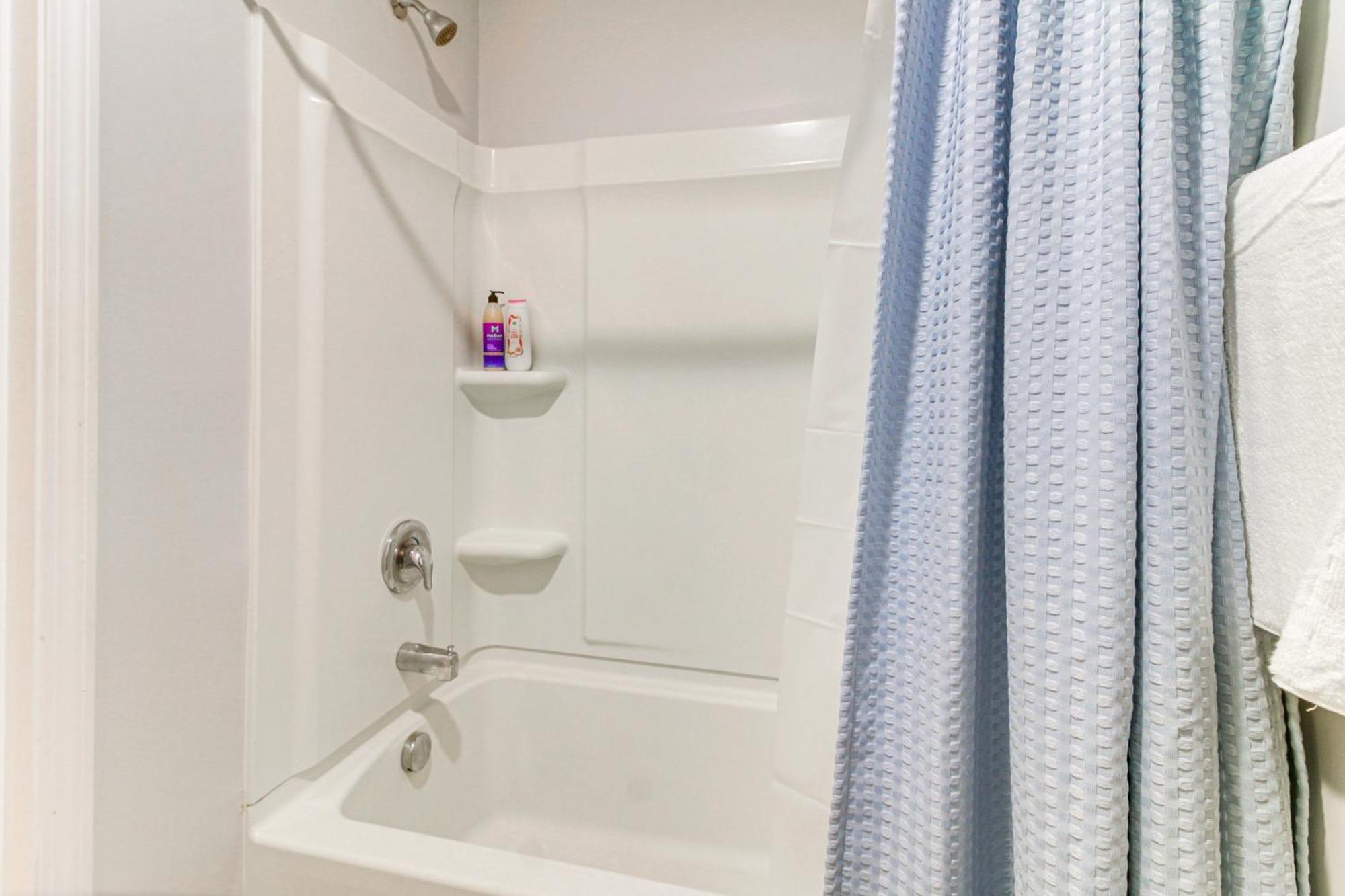 And Play In Family With Deck *