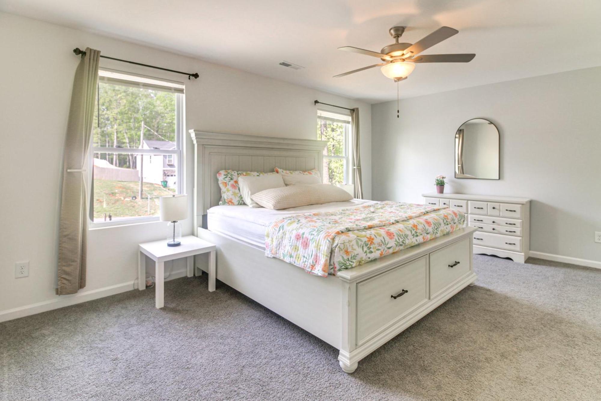 And Play In Family With Deck * Charlotte