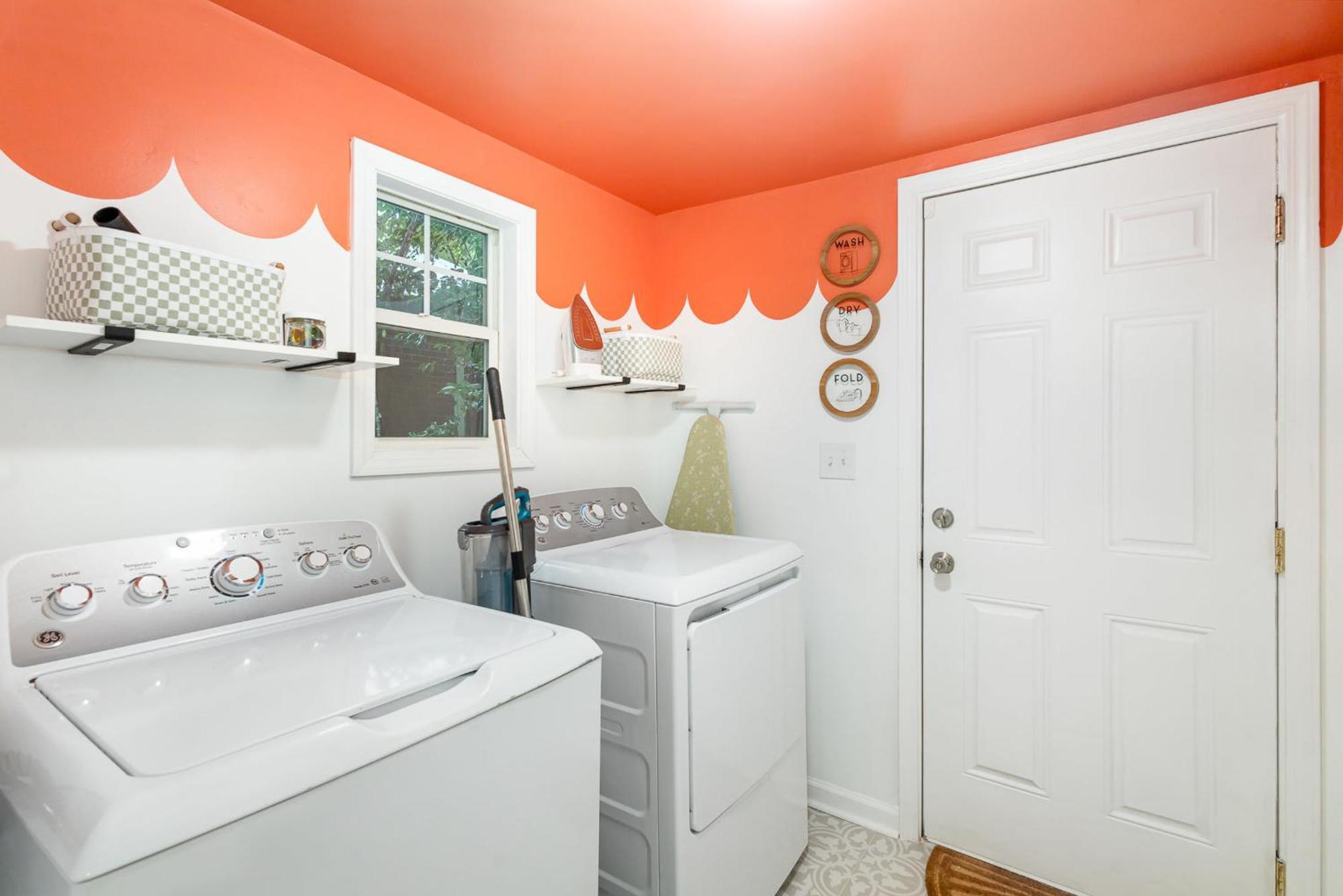 Holiday home Walkable Trendy Hideout For Foodies - 3br-2ba *