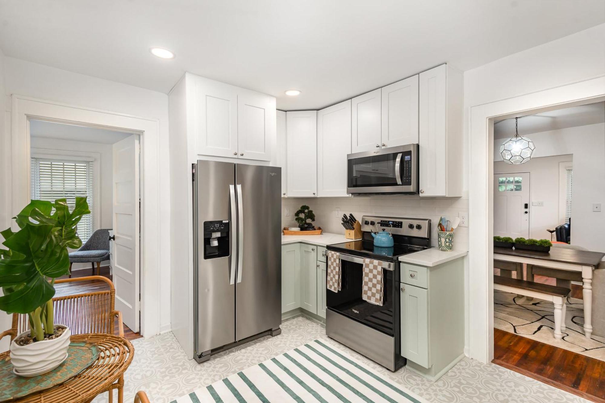 Holiday home Walkable Trendy Hideout For Foodies - 3br-2ba Charlotte