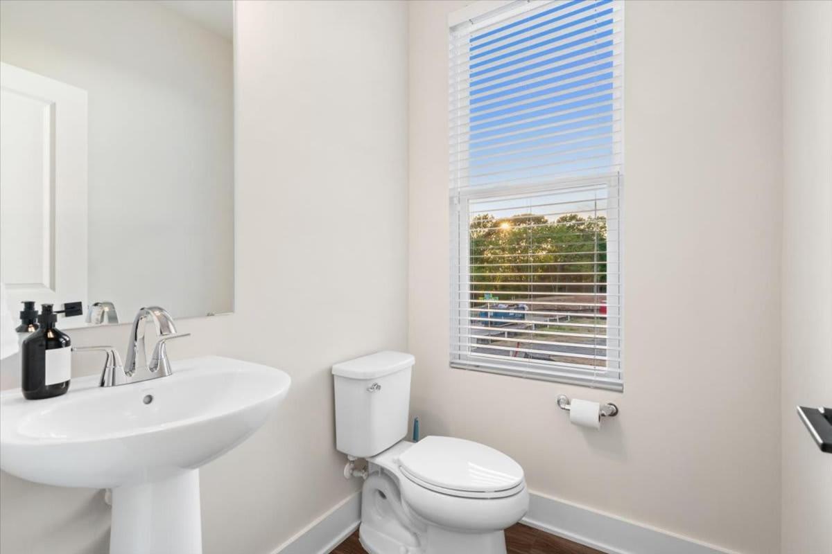4br Townhouse King Bed Rooftop Uptown Clt * Charlotte