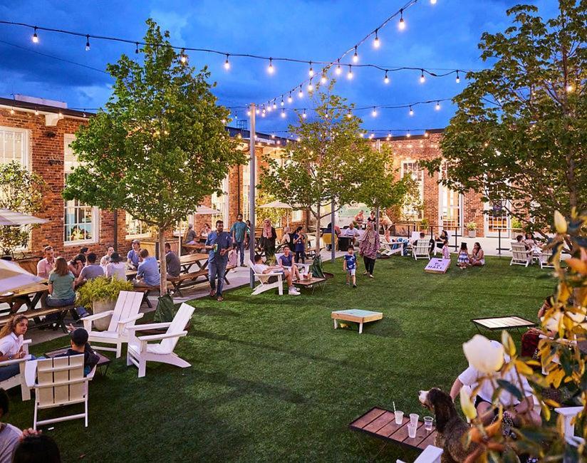 Holiday home Charming 3 Bdrm In - 1 Mile To Uptown *