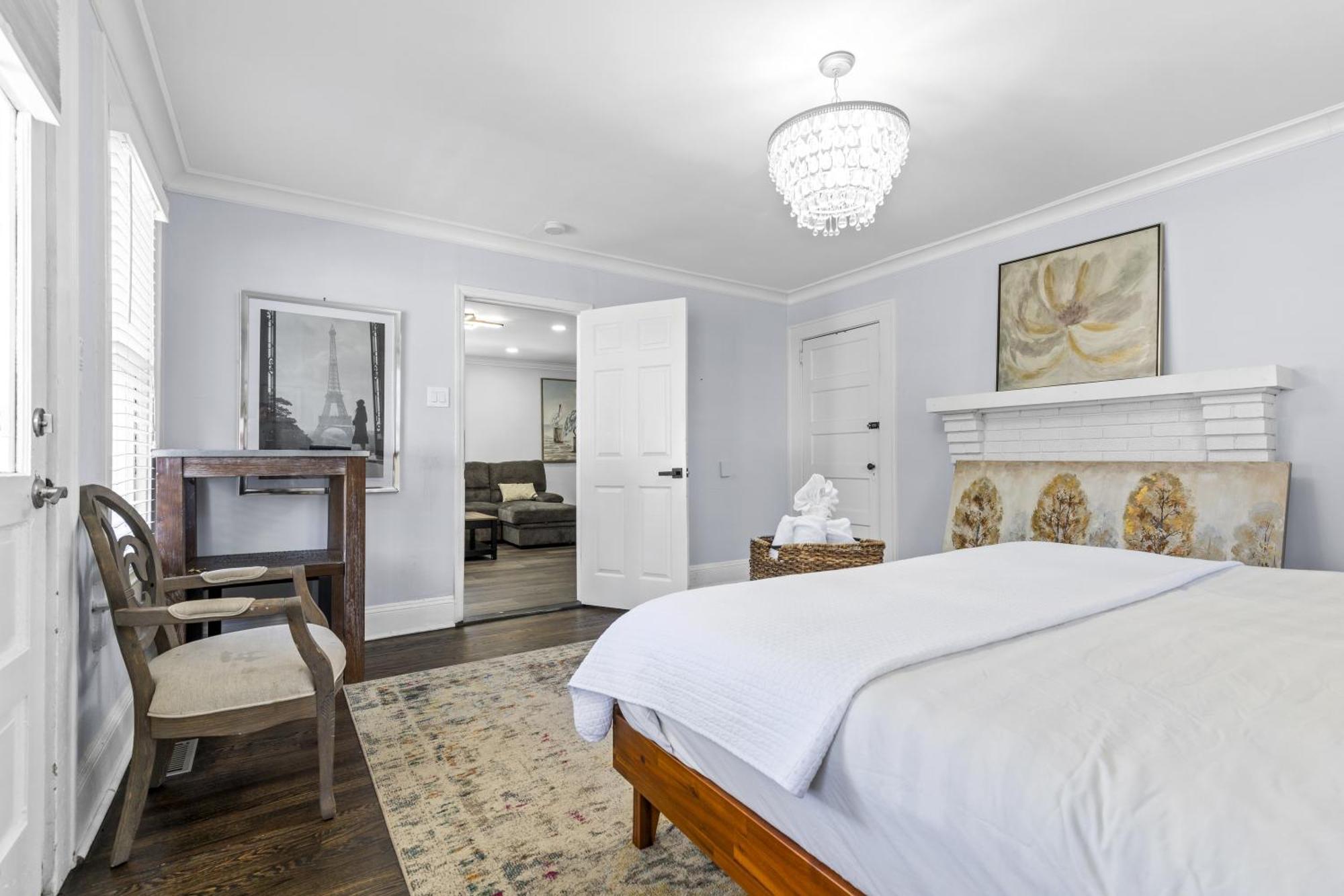 4br Bright And Modern - Close To Everything