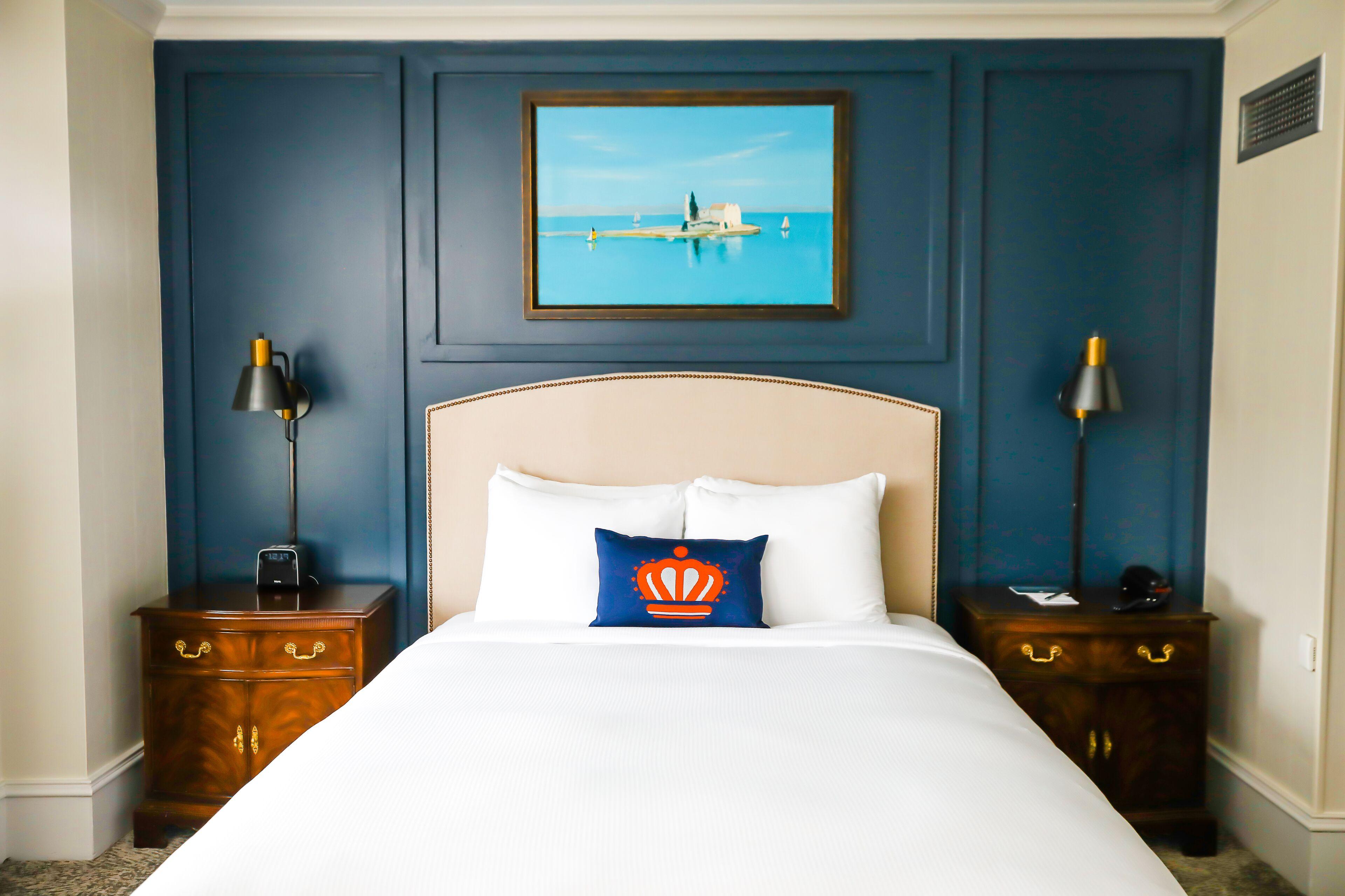 Dunhill 4* Charlotte