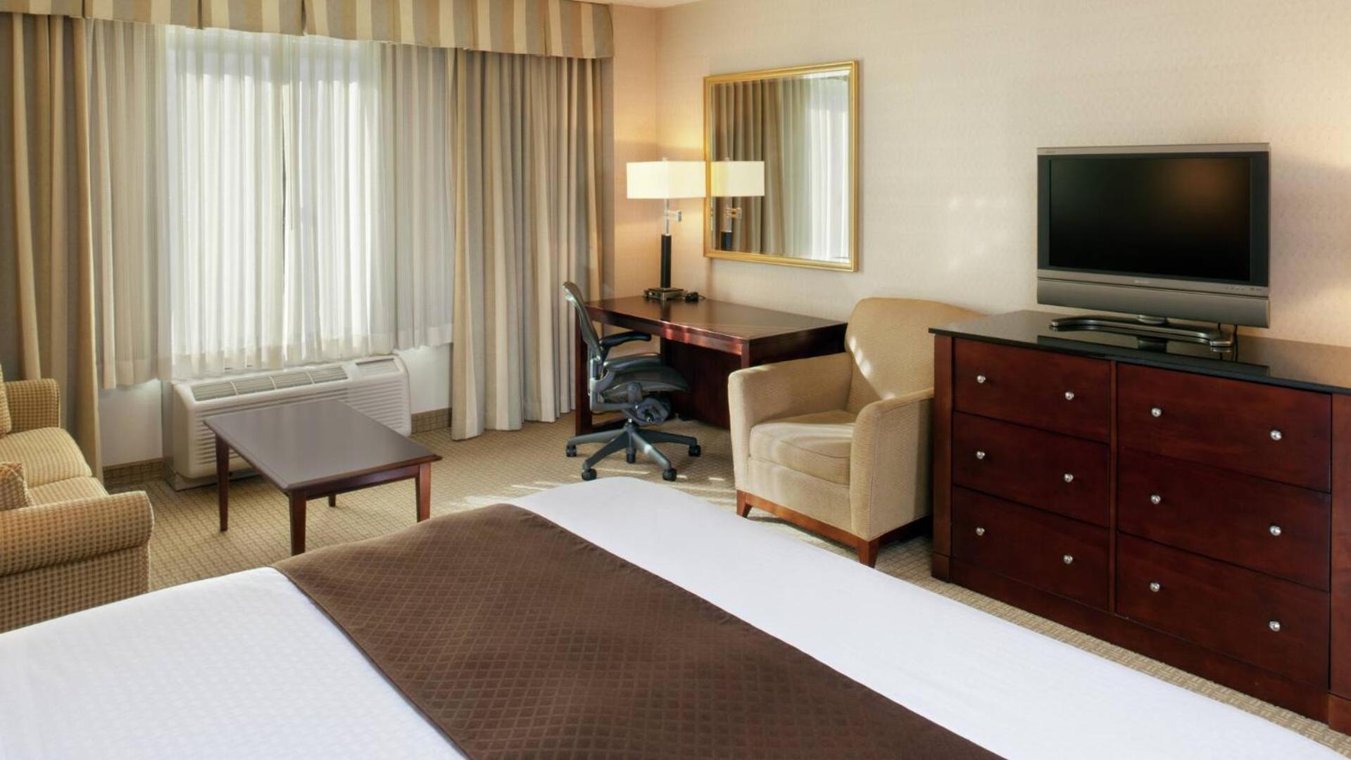 Hotel Doubletree By Hilton Airport 4*