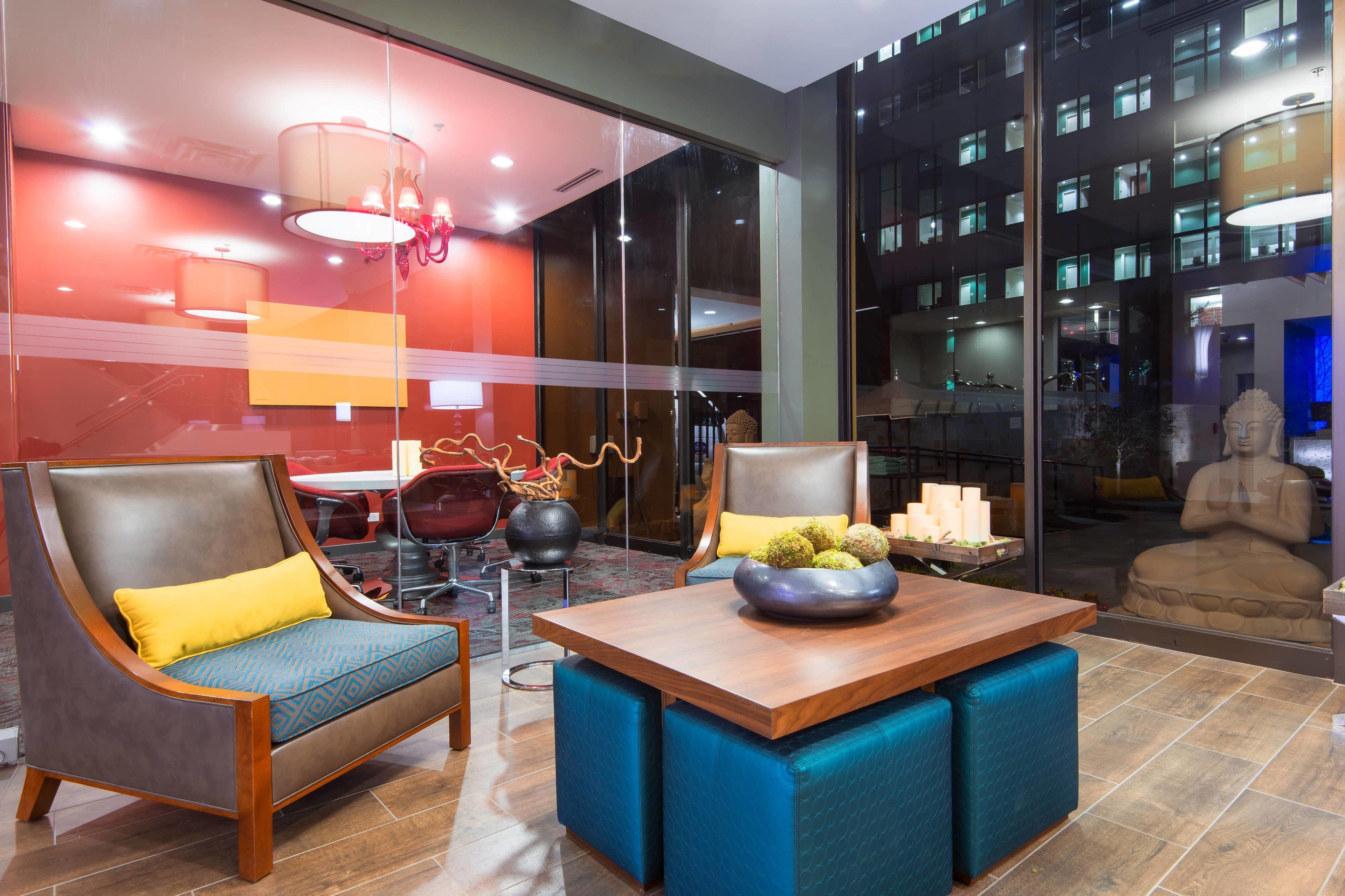 Fairfield & By Marriott Uptown Hotel Charlotte