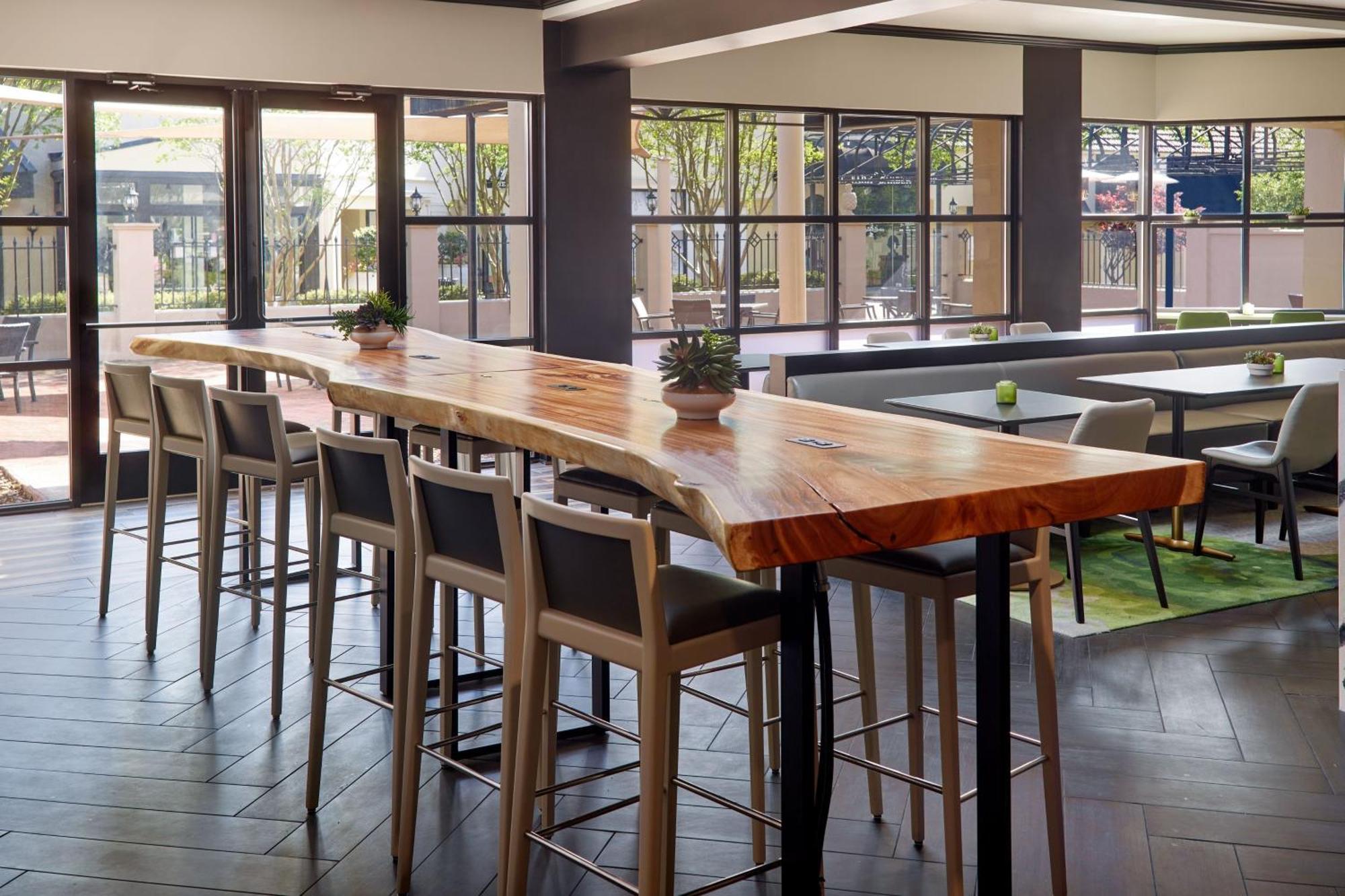 Marriott Southpark 4*