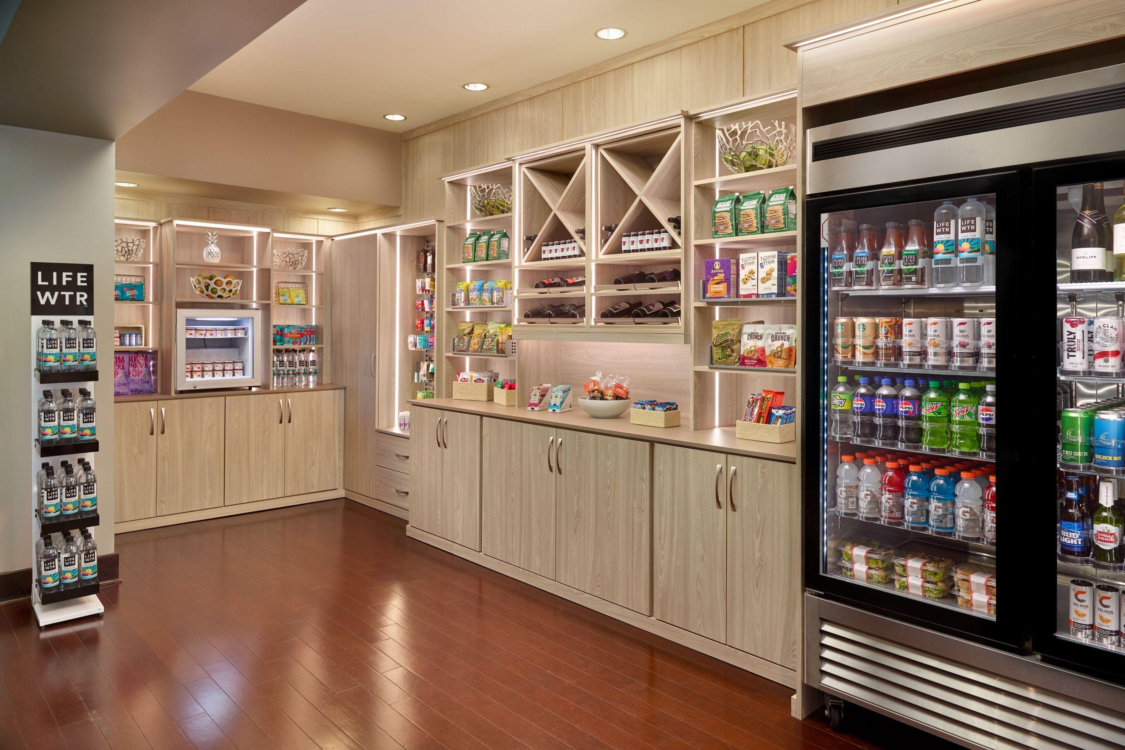 Renaissance Southpark Hotel 4*