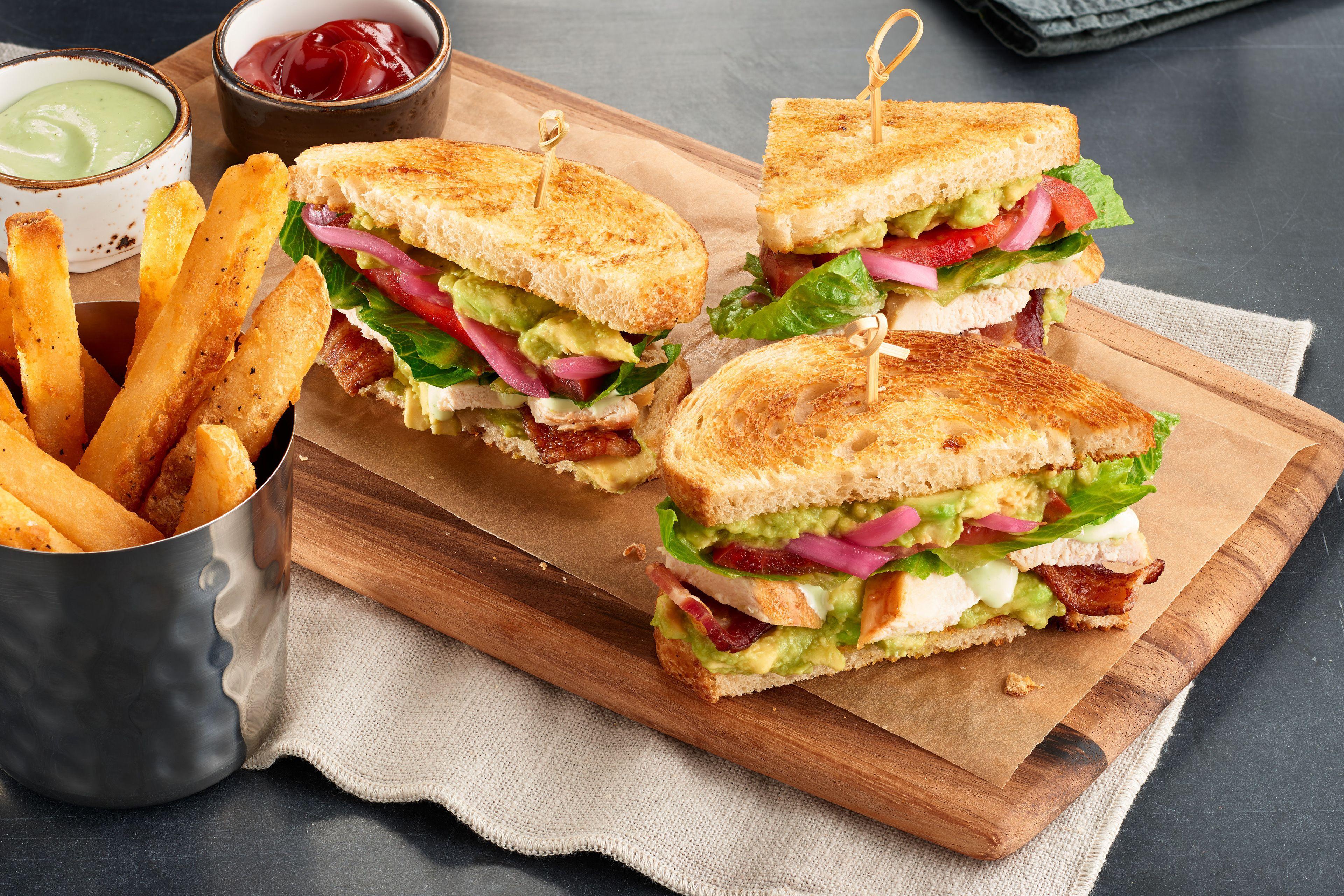 Courtyard Southpark Hotel 3*