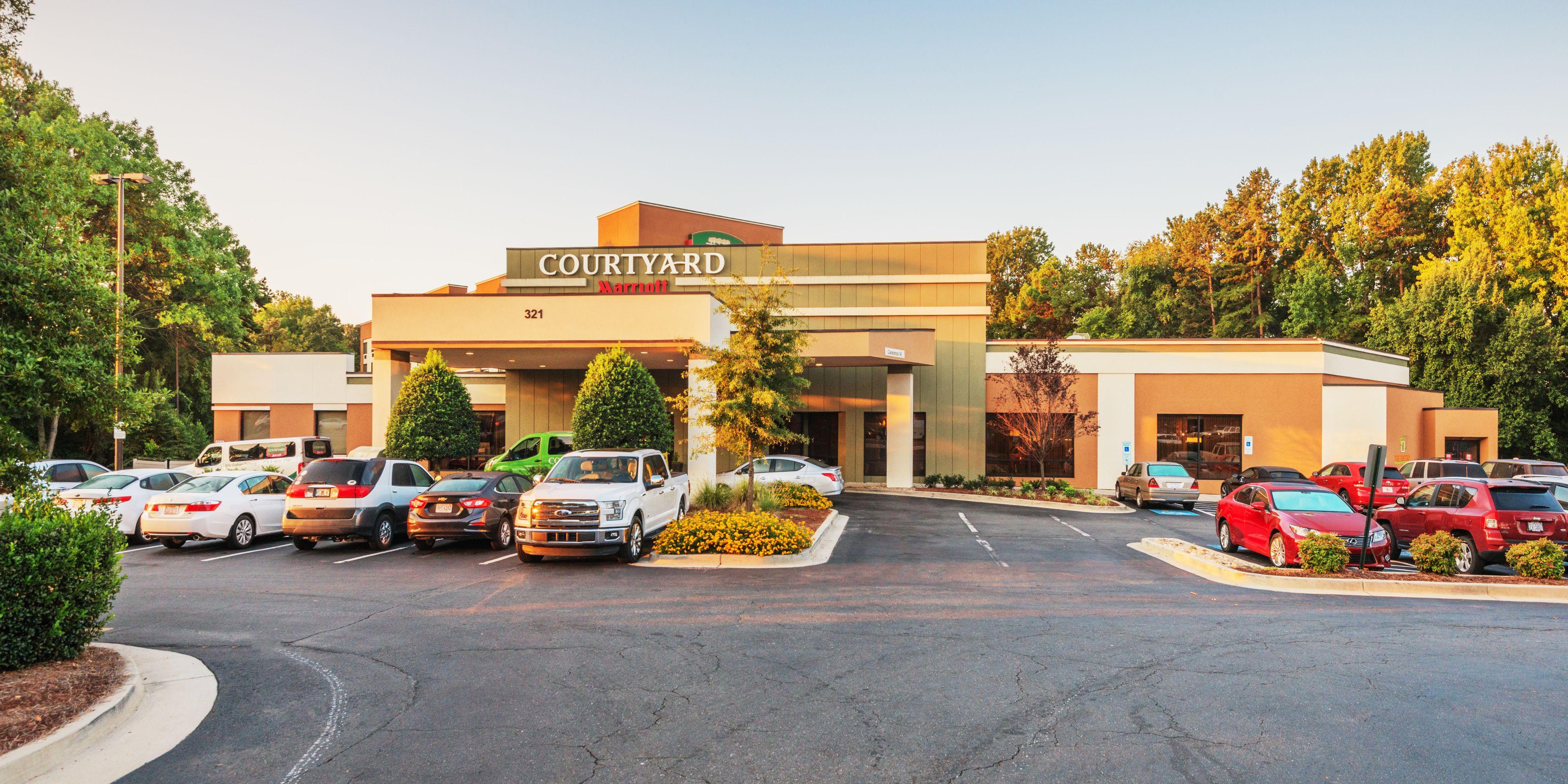 Courtyard By Marriott Airport Loso
