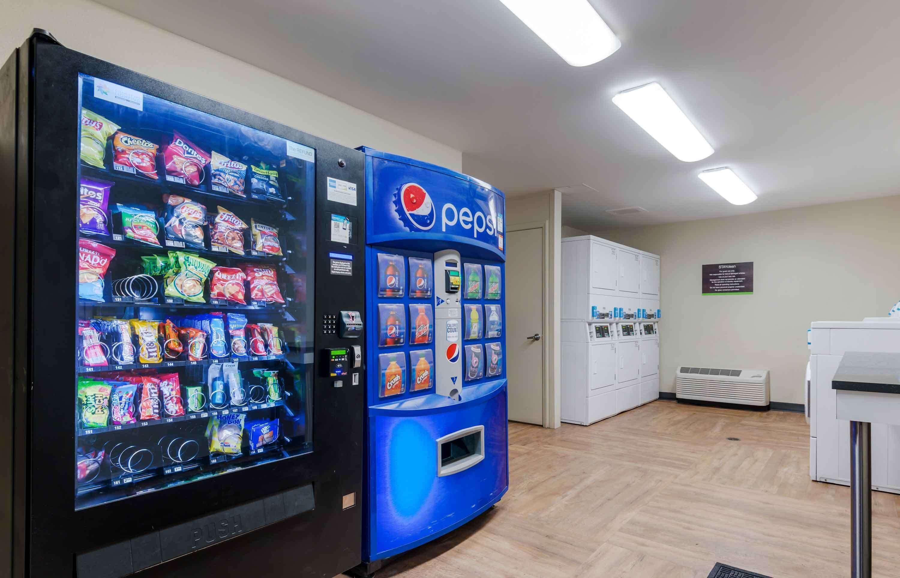 Extended America - - Place 2* Charlotte