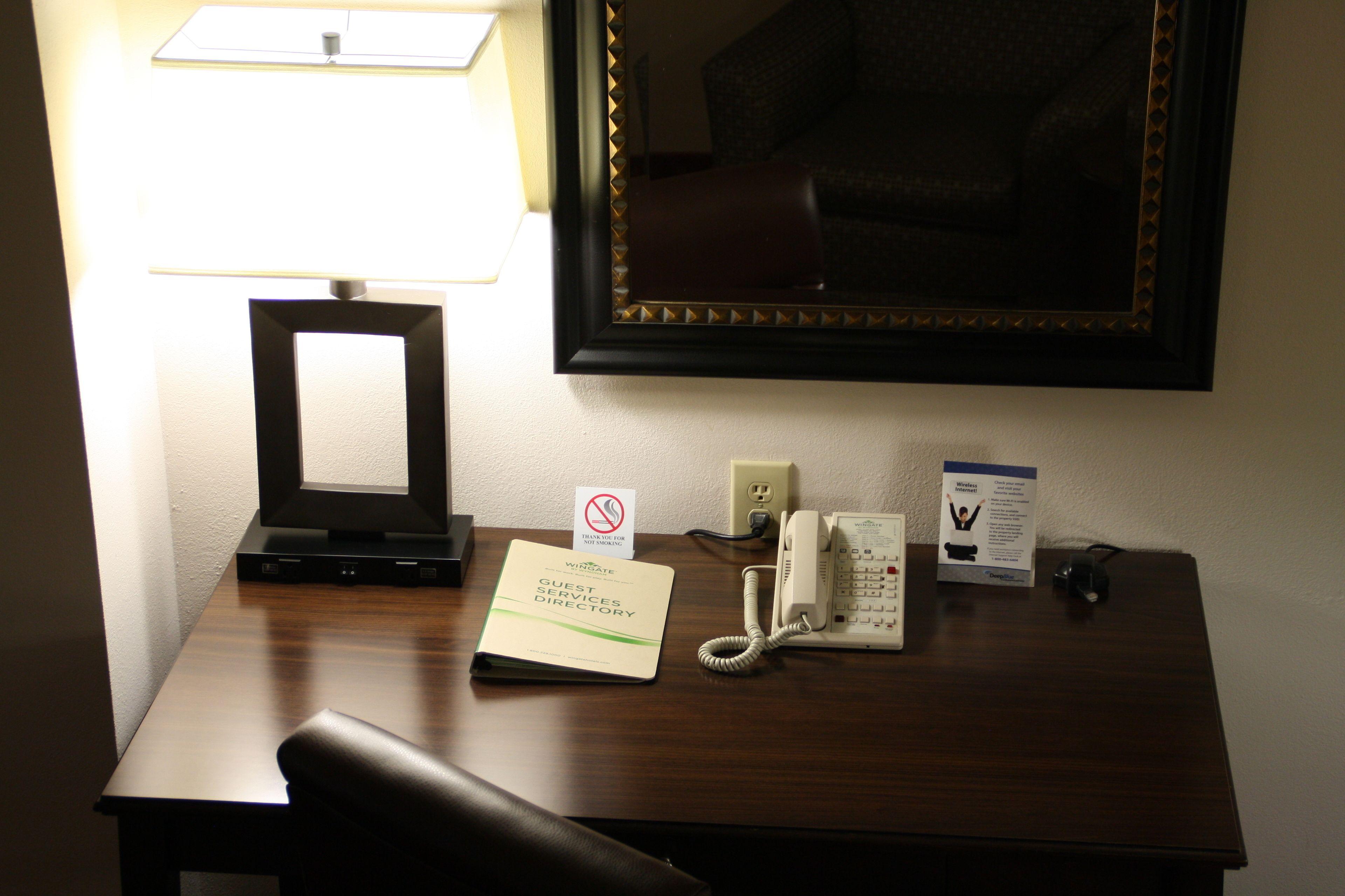 Spark By Hilton Tyvola I-77 Hotel 3*