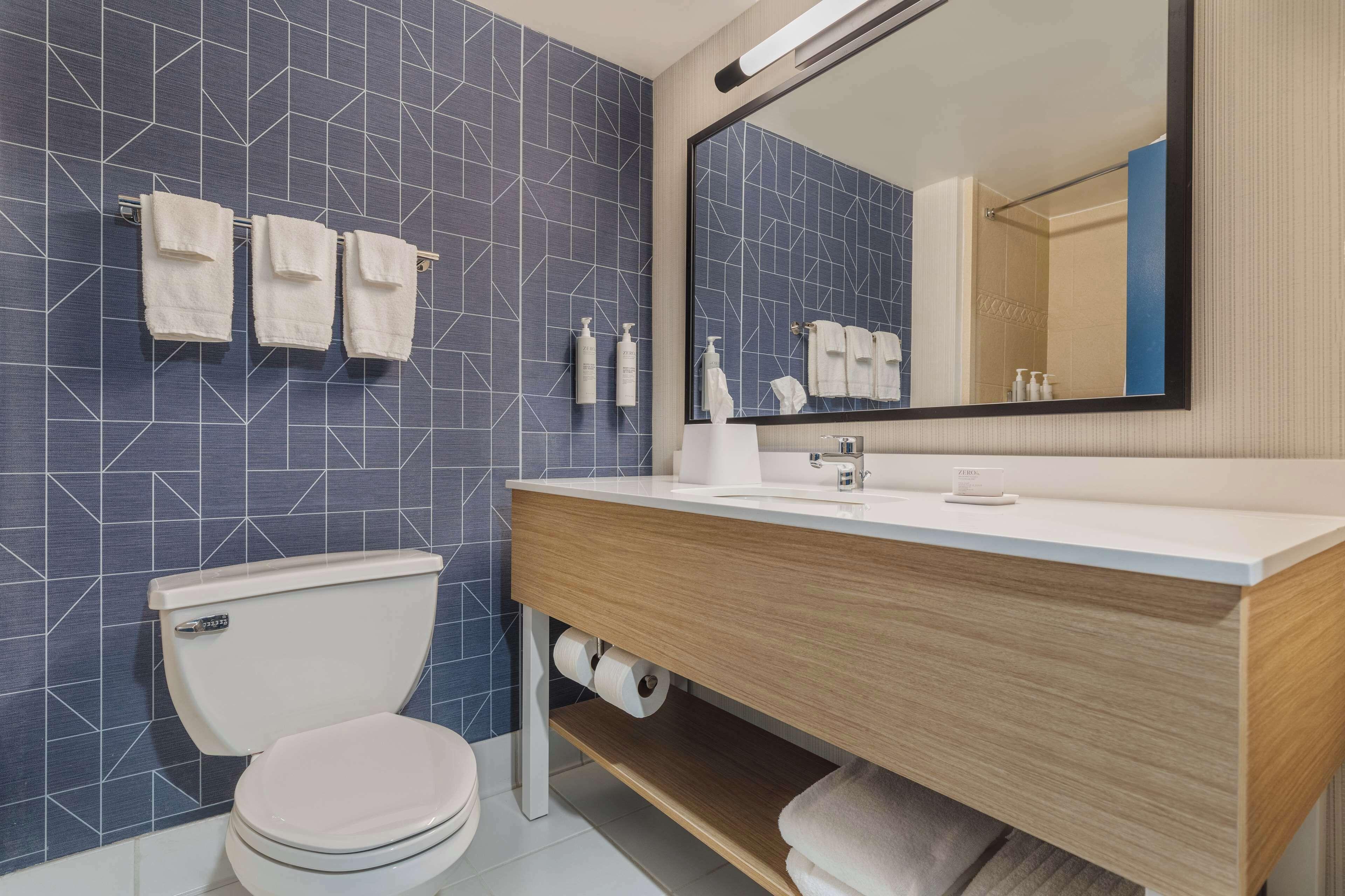 Hotel Spark By Hilton Tyvola I-77