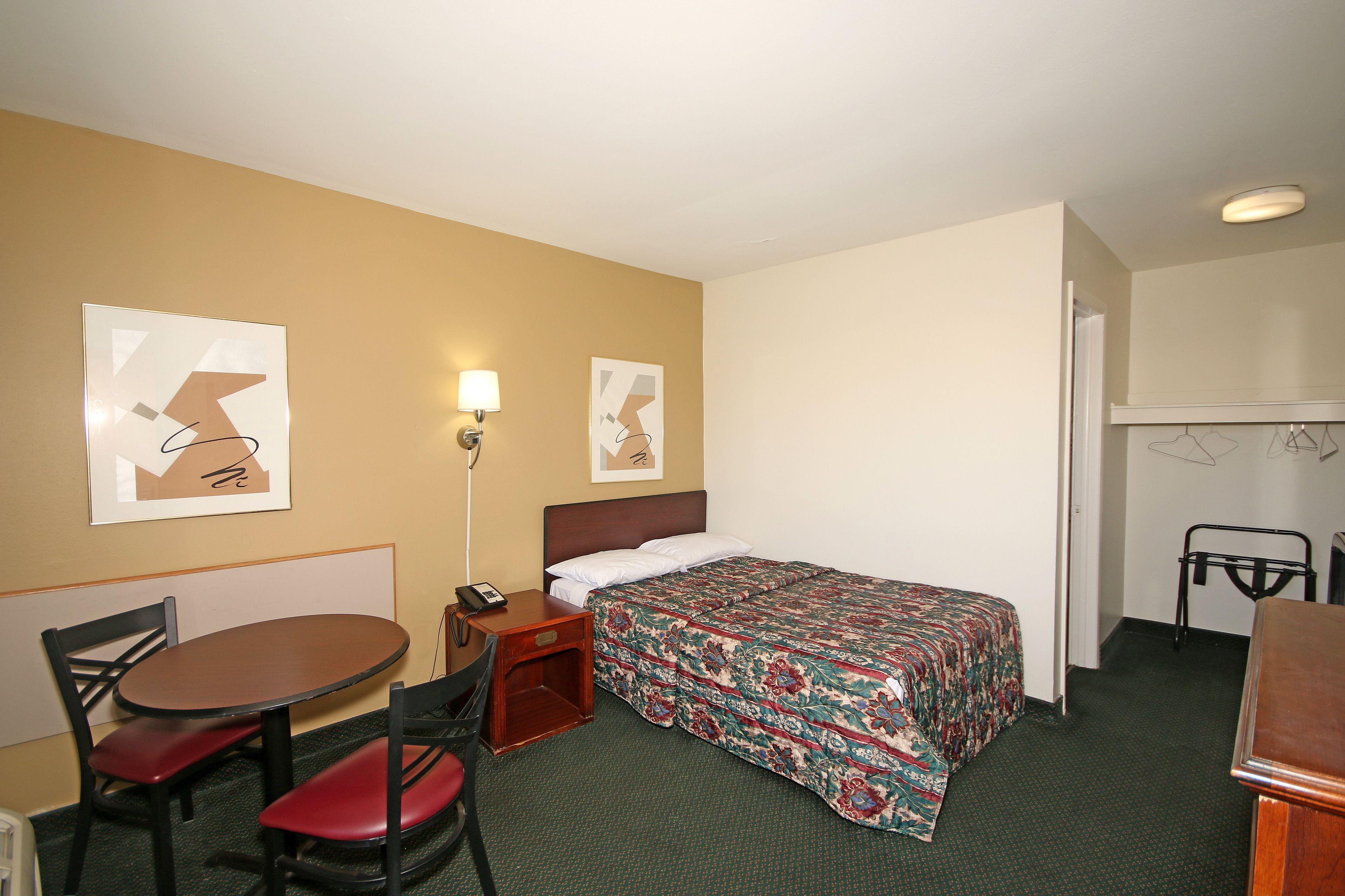 Motel Royal And Airport