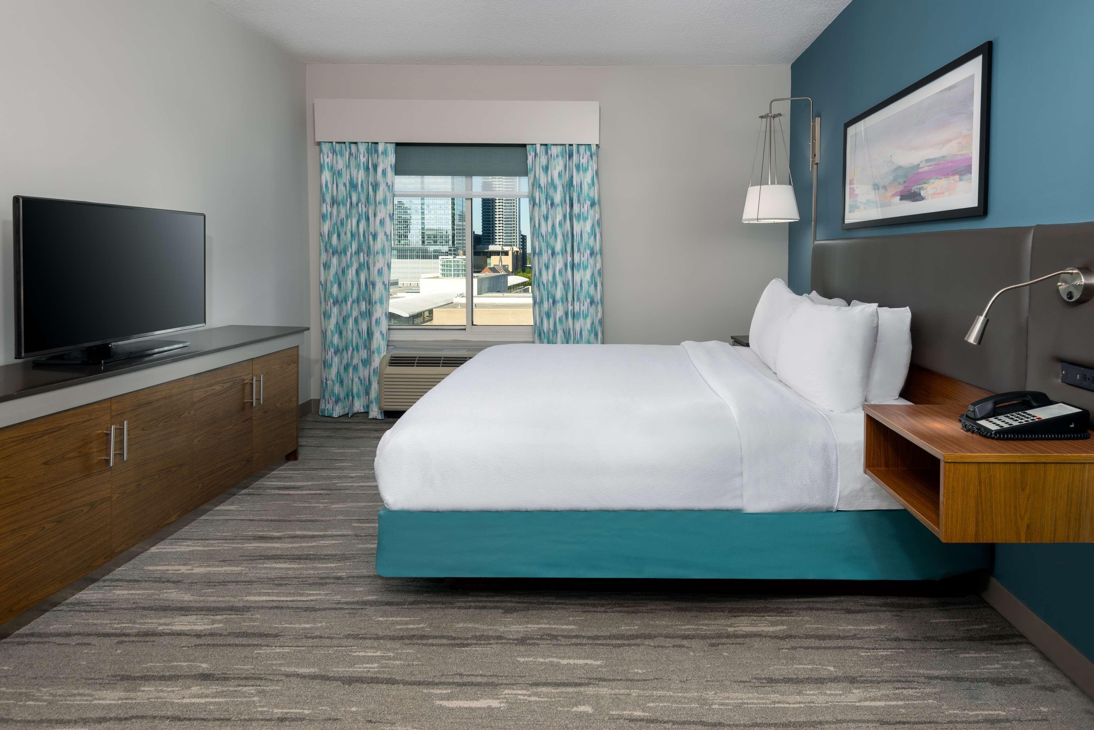 Hilton Garden Uptown