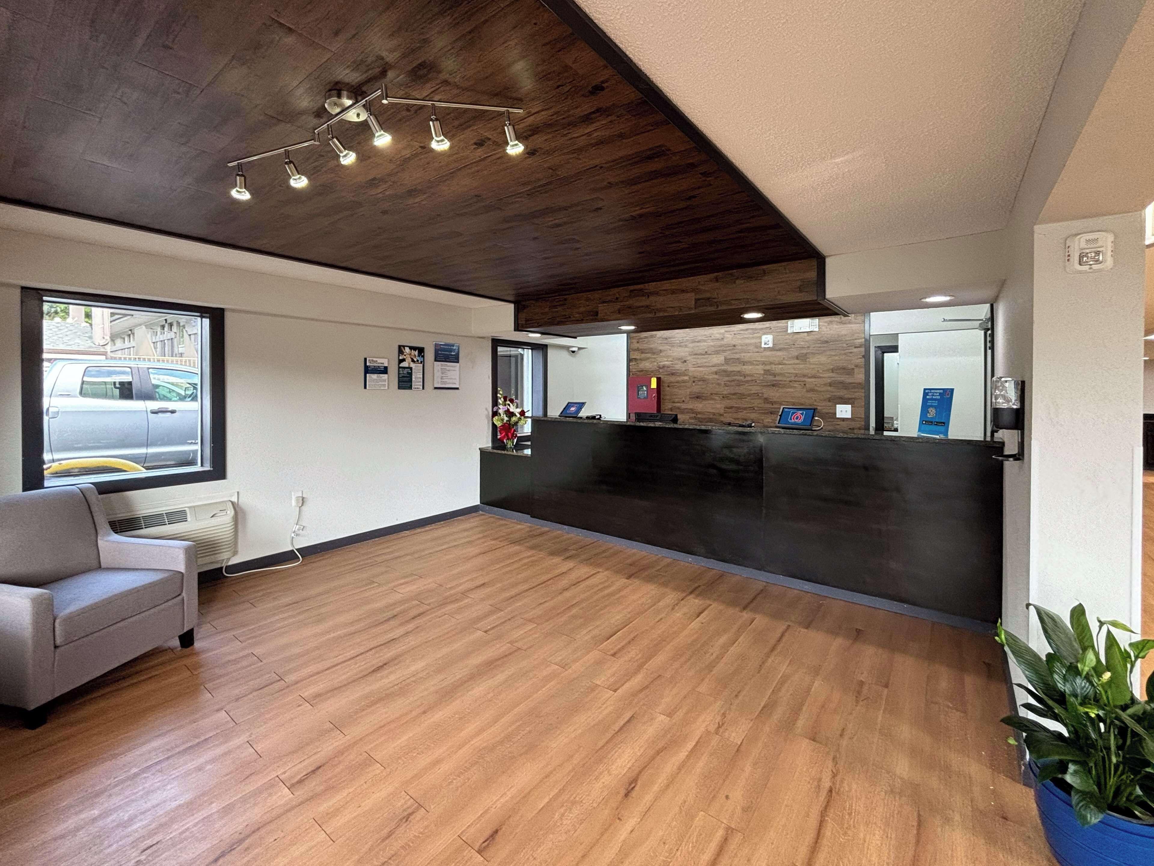 Sunset Northlake * Charlotte