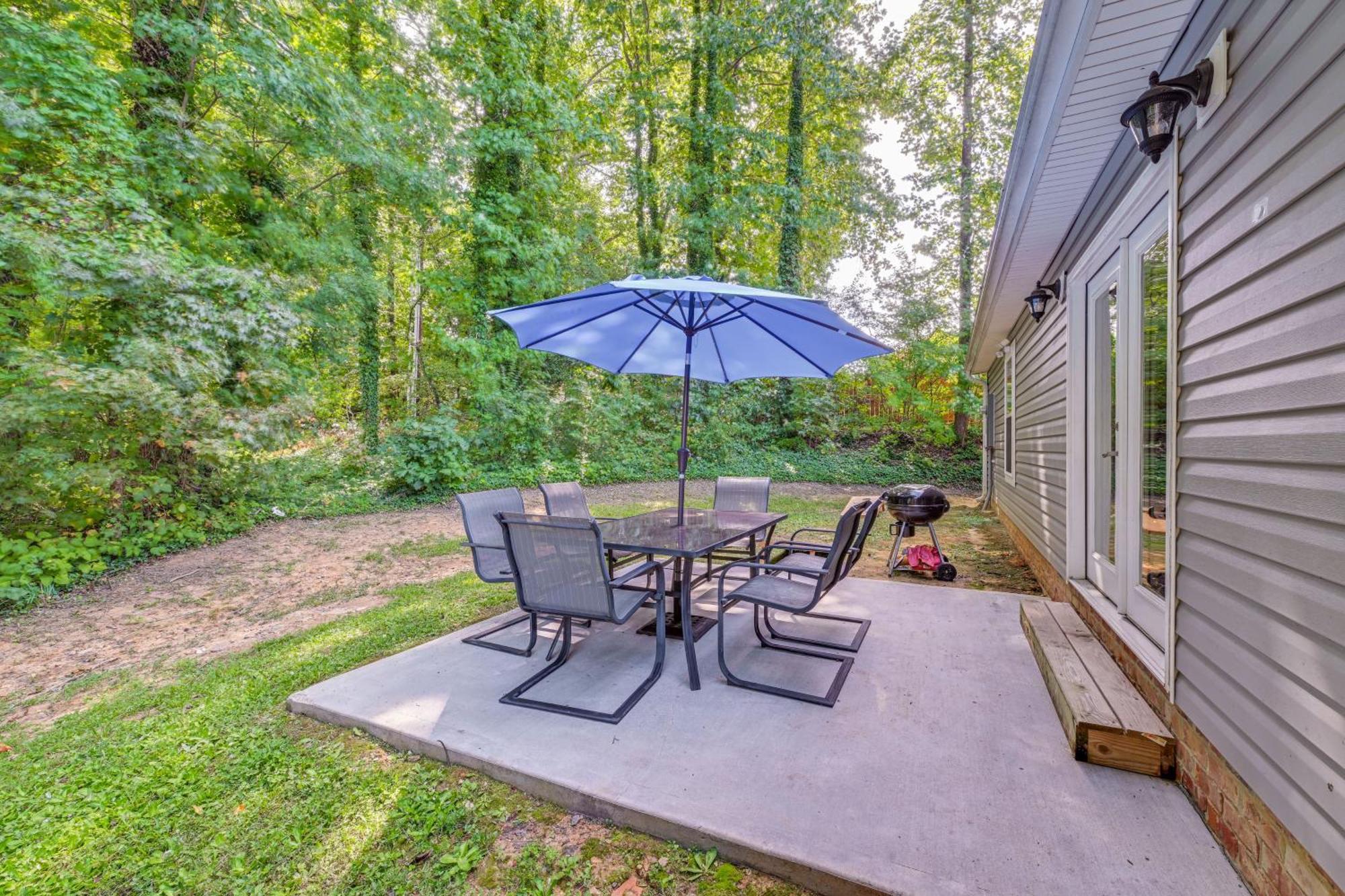 3bd House With Quiet Living, Access 6mi To Dtwn