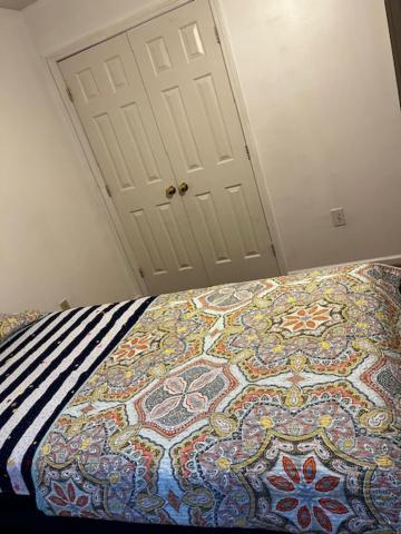 Cozy Retreat * Charlotte