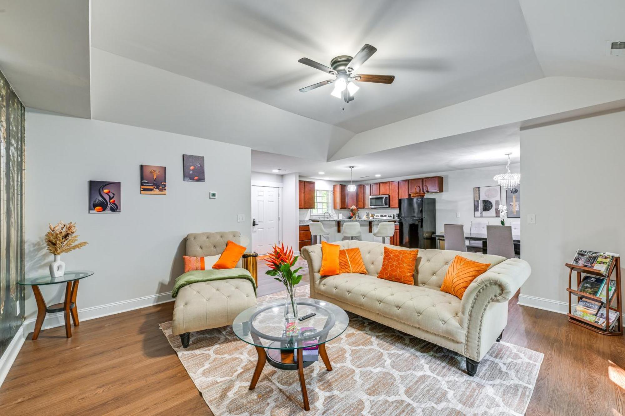 3bd House With Quiet Living, Access 6mi To Dtwn Holiday home