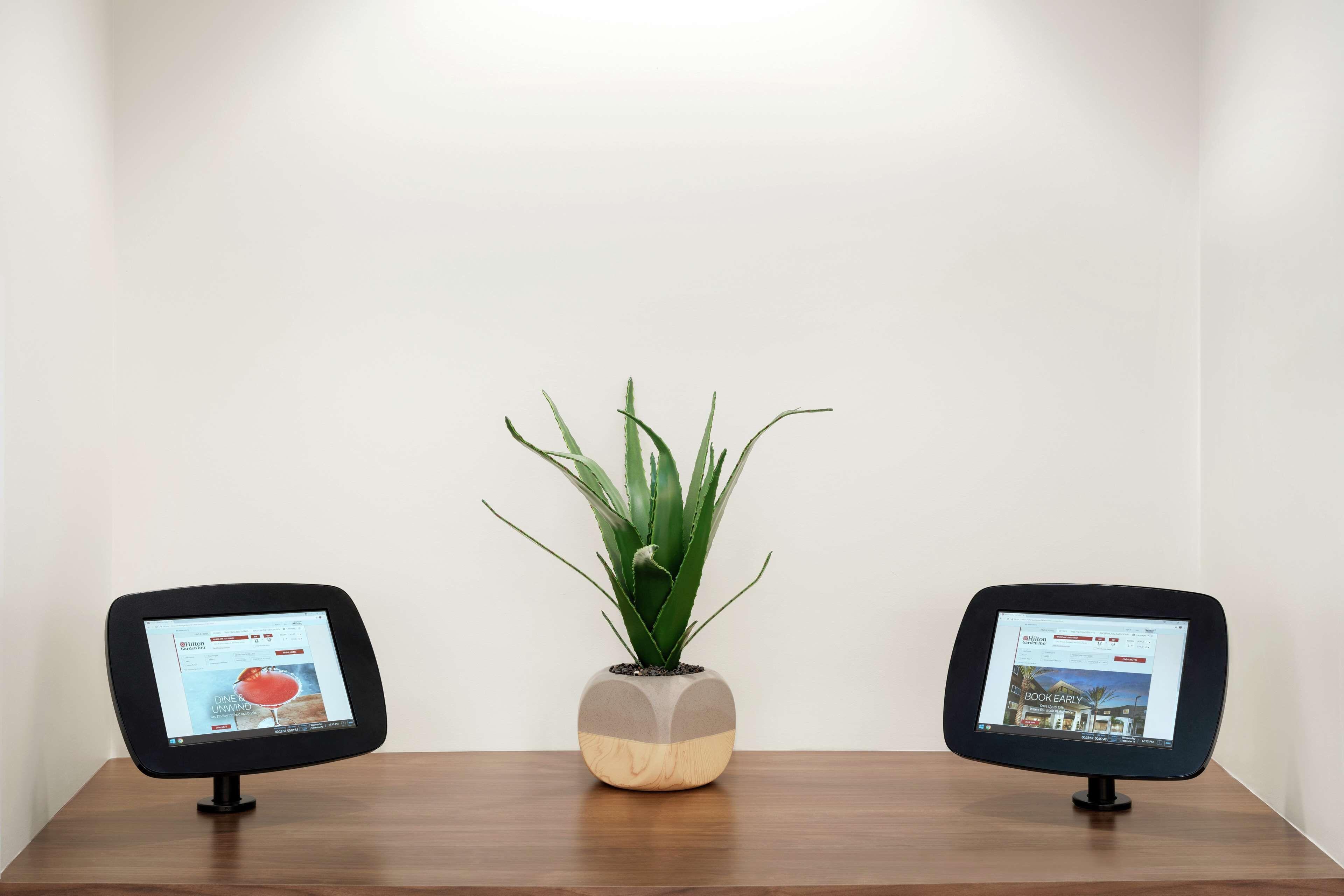 Hilton Garden Charlotte/ayrsley Hotel 3*