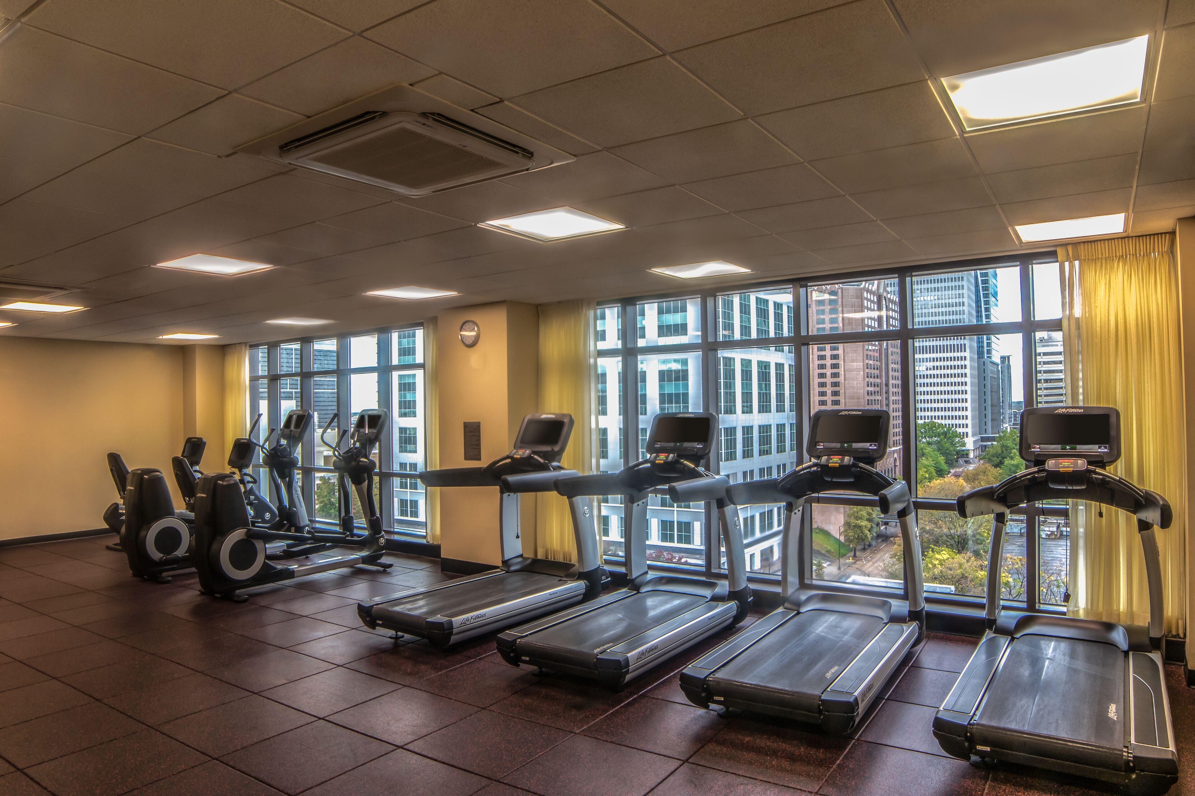 Hyatt Place Downtown Hotel 3*