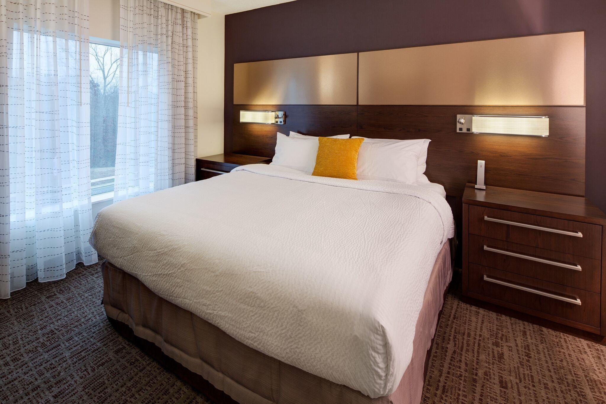 By Marriott Airport Charlotte