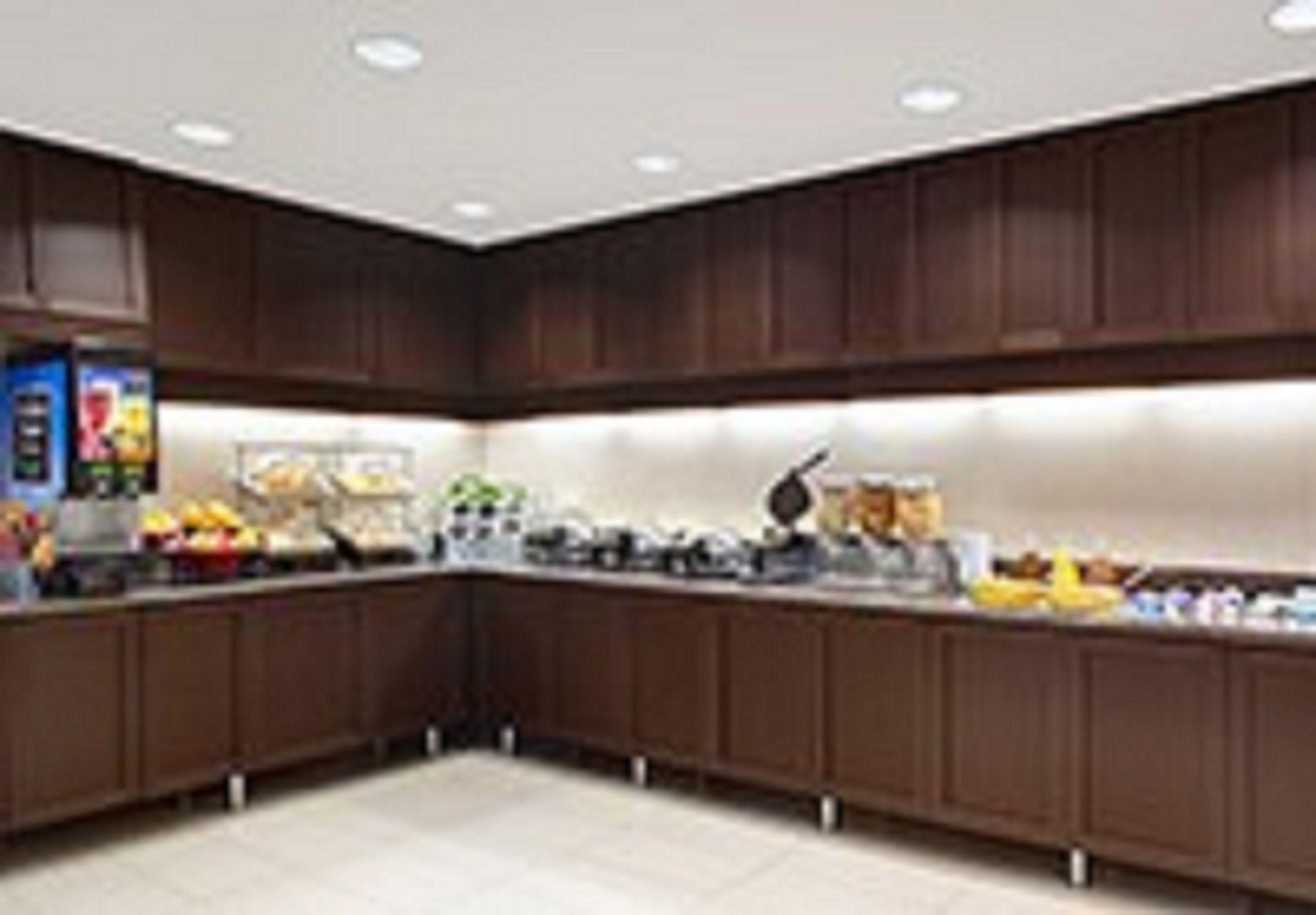 By Marriott Airport Hotel Charlotte