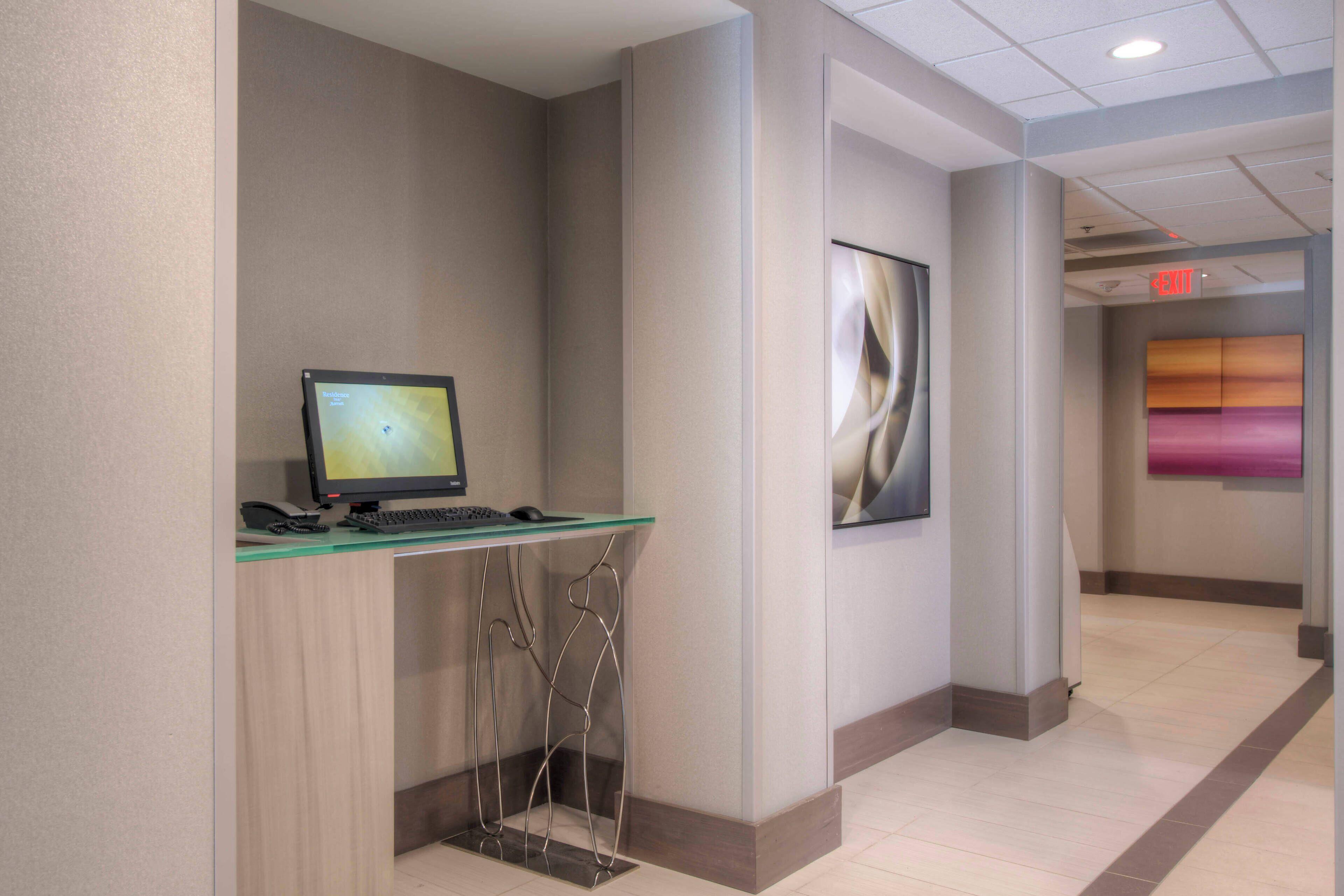 By Marriott Airport Hotel Charlotte